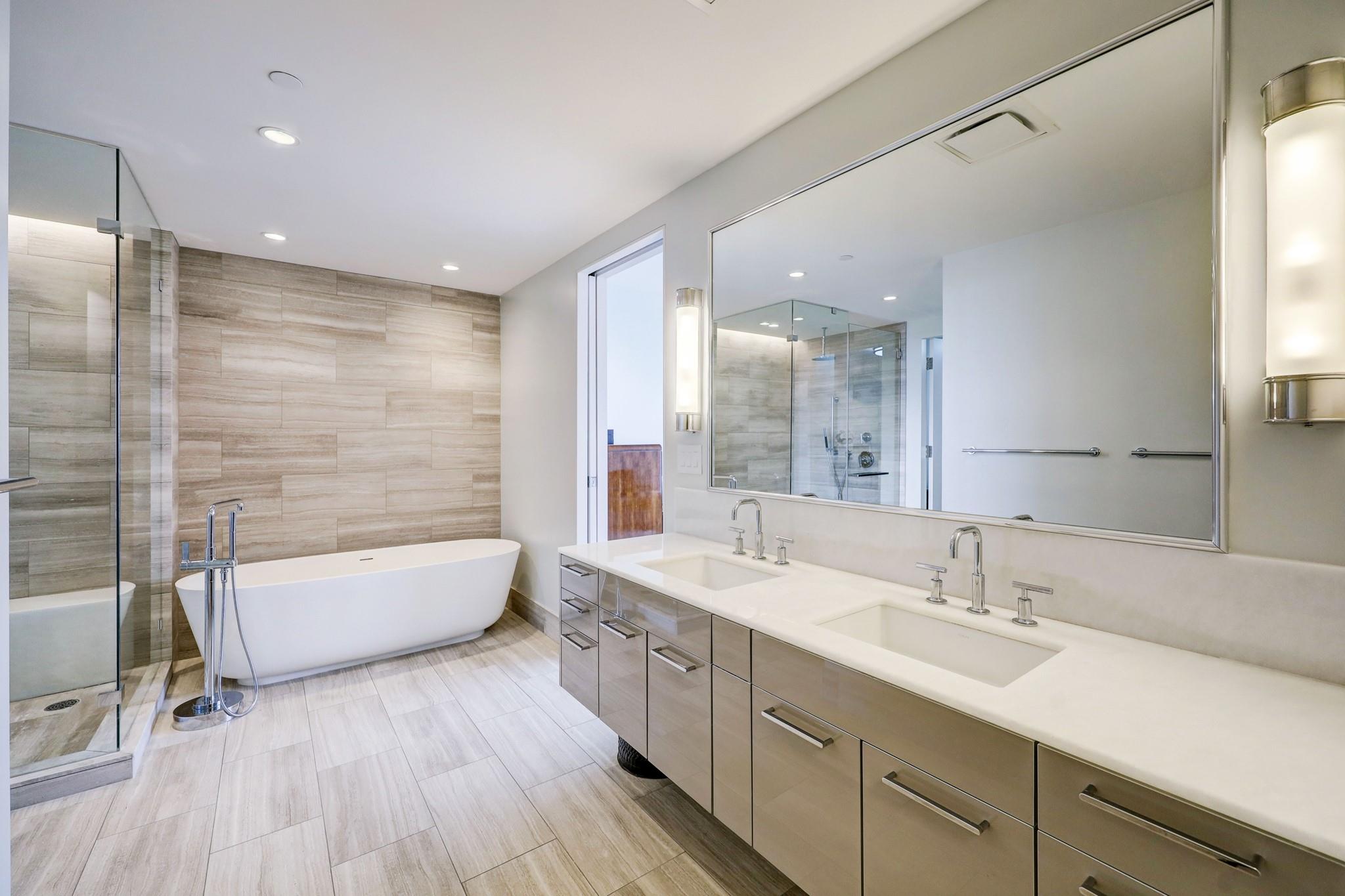 3433 Westheimer Road #803