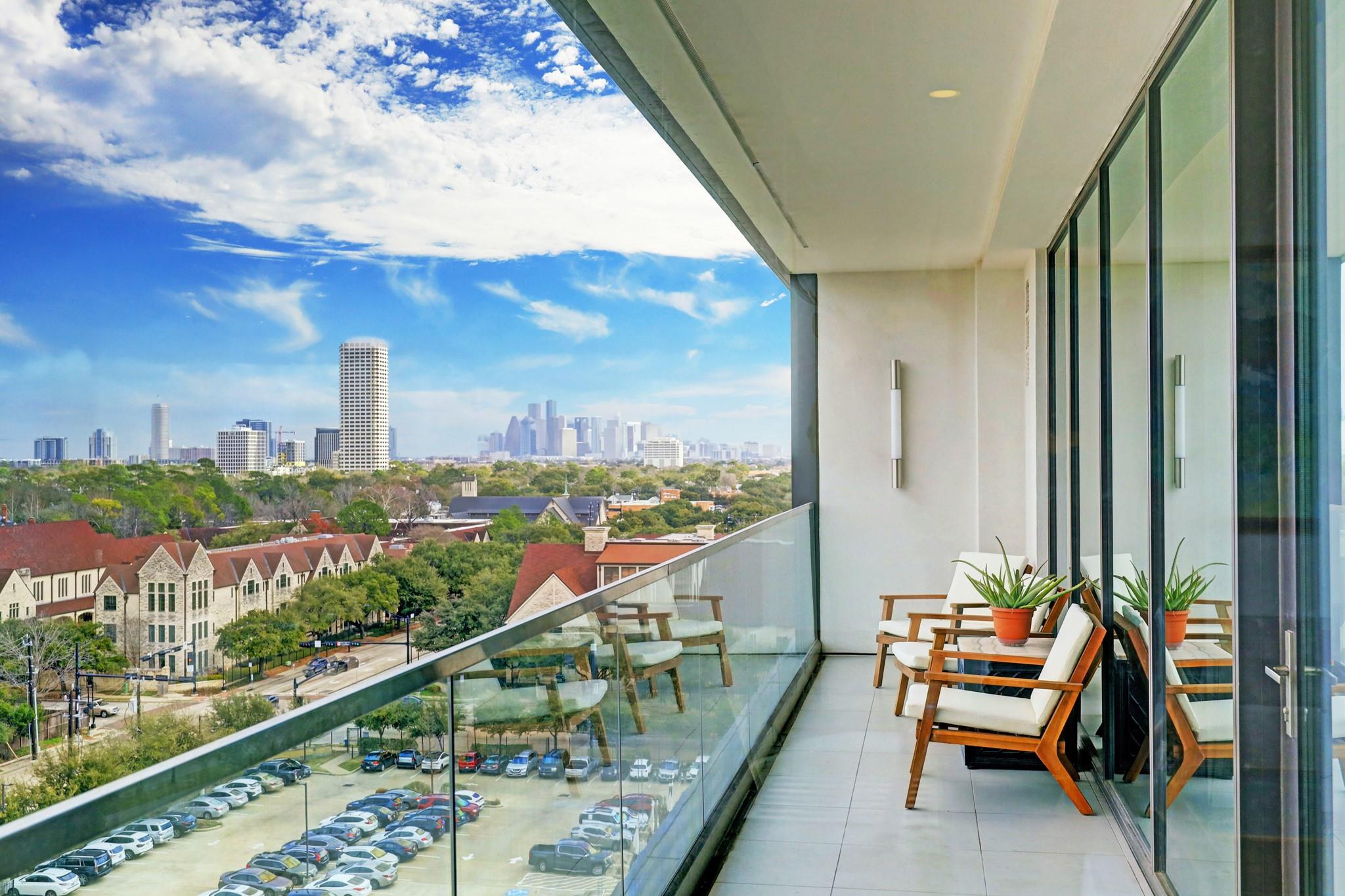 3433 Westheimer Road #803