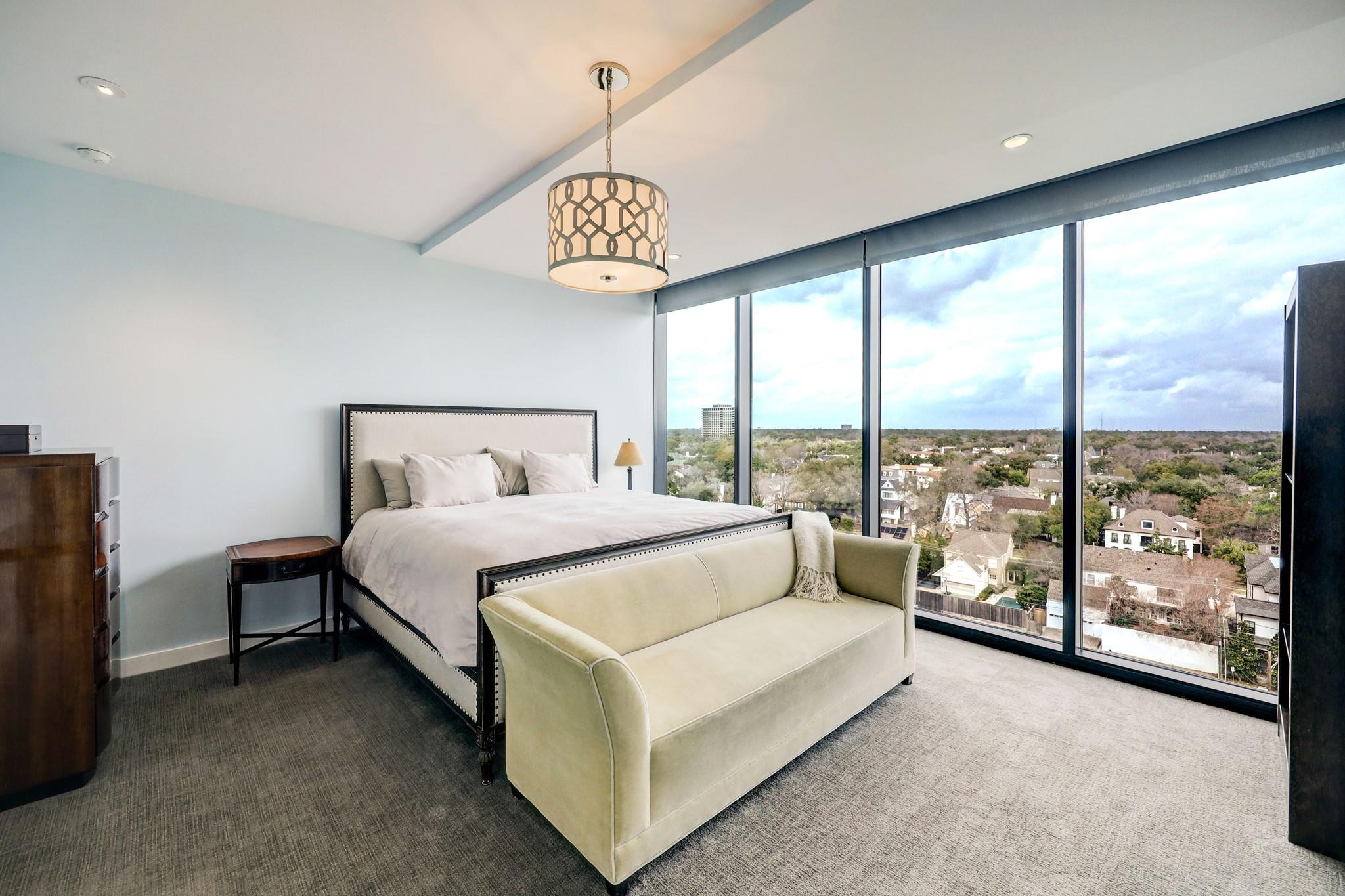 3433 Westheimer Road #803