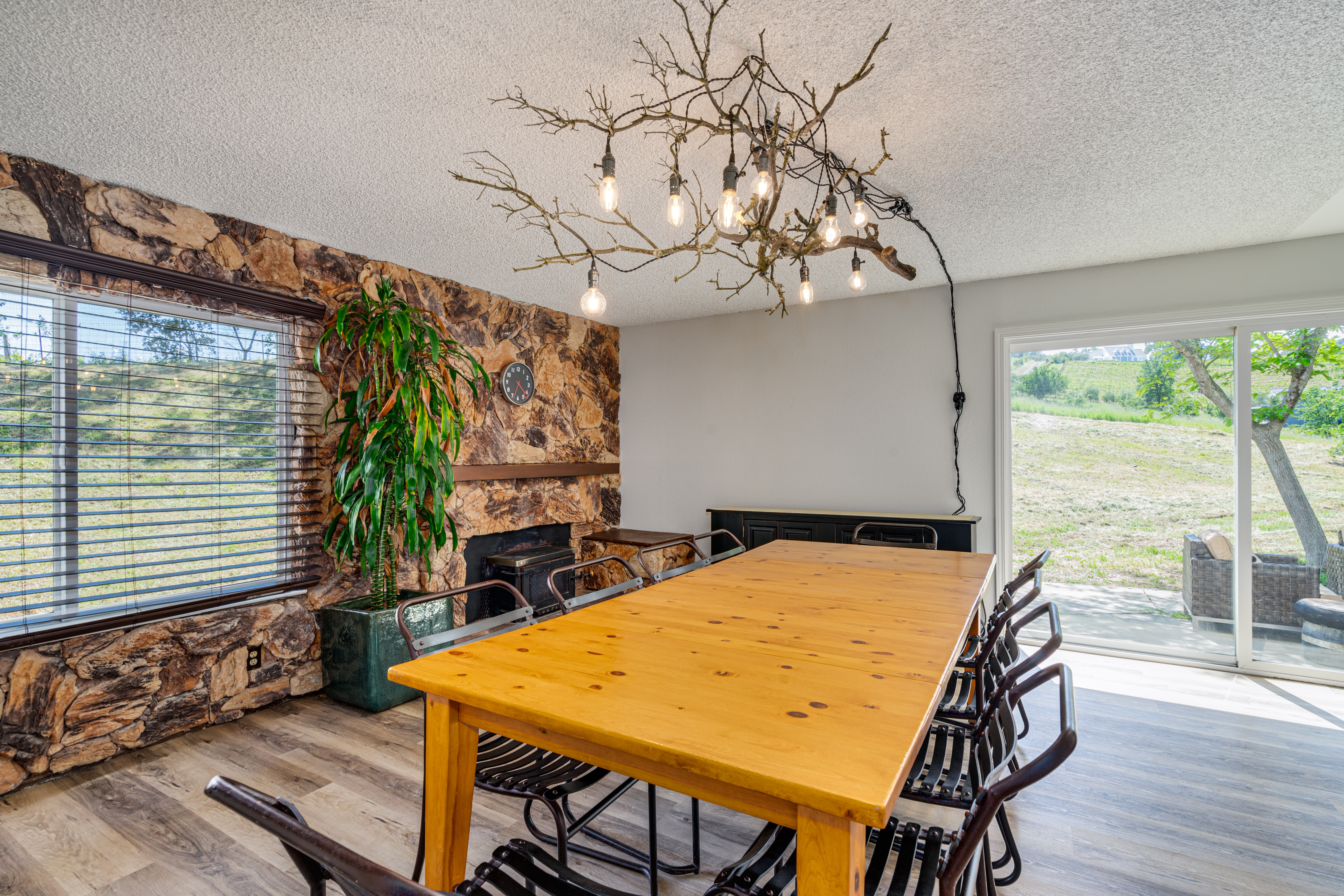 3163 Dry Creek Road