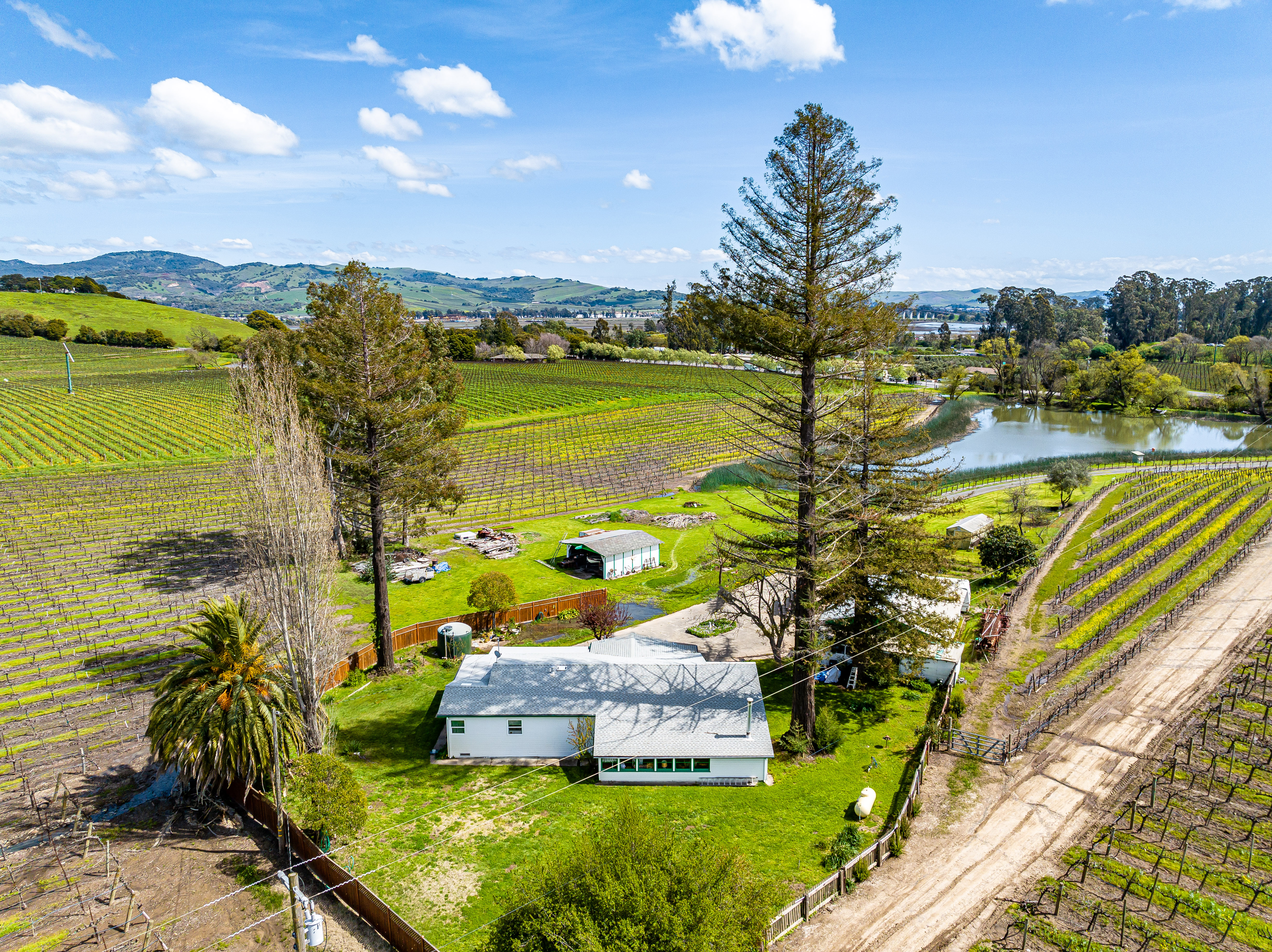 3140 Golden Gate Drive
