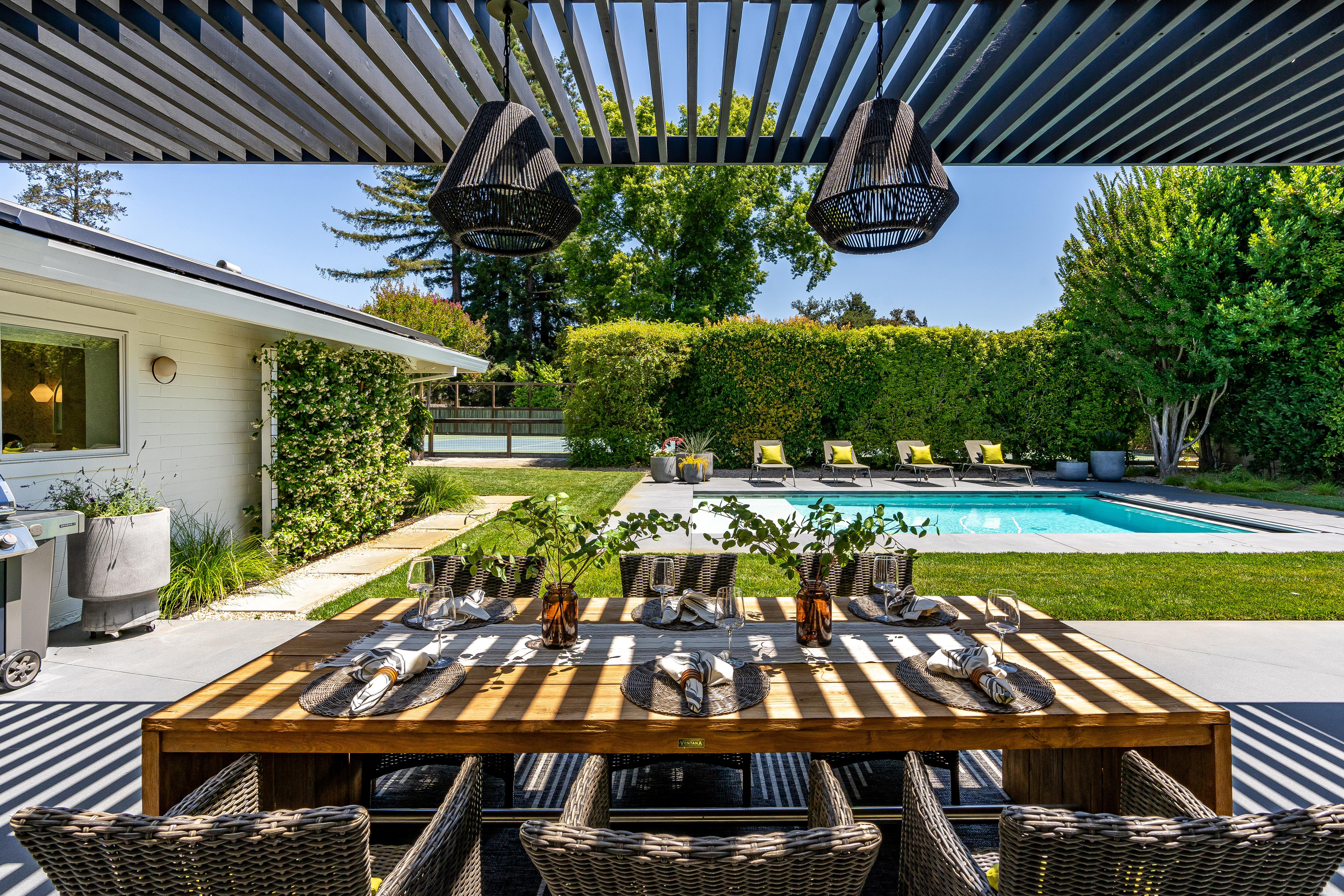 1060 Lorraine Drive