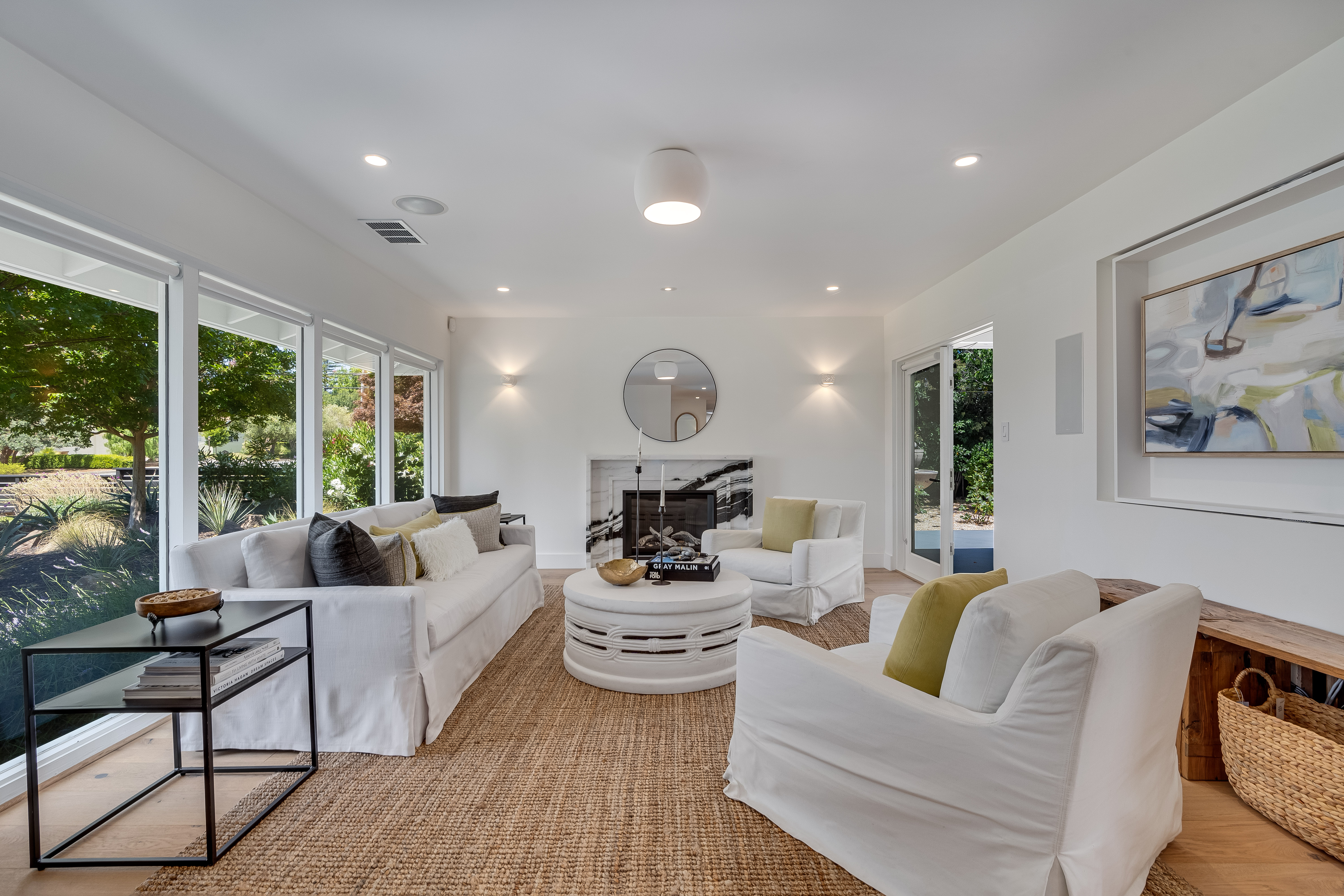 1060 Lorraine Drive