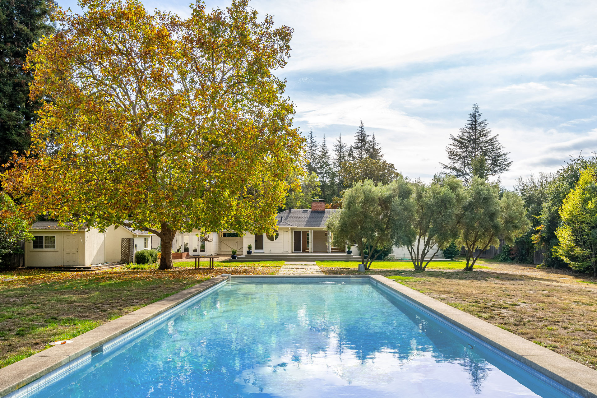 1094 Rose Drive