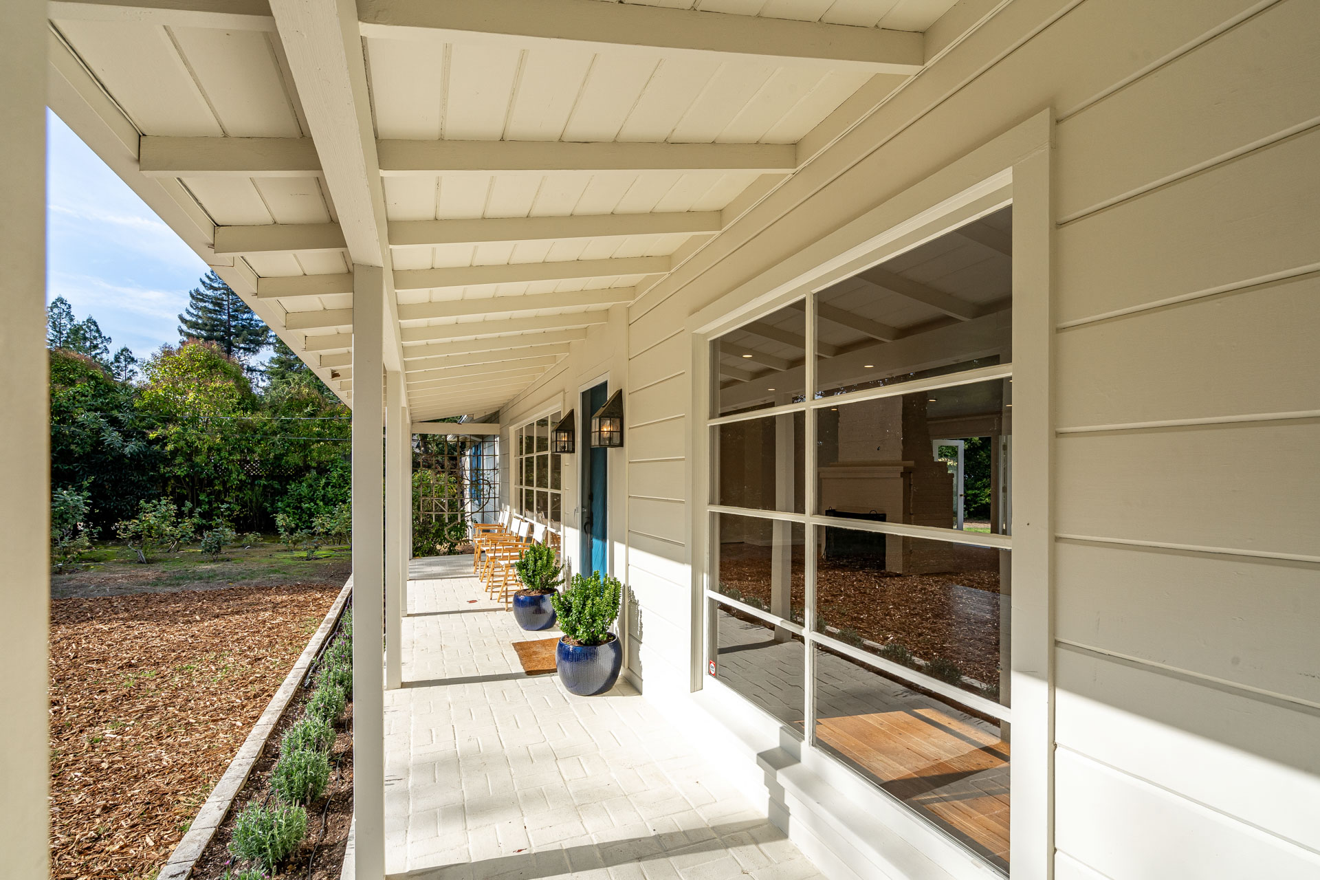 1094 Rose Drive