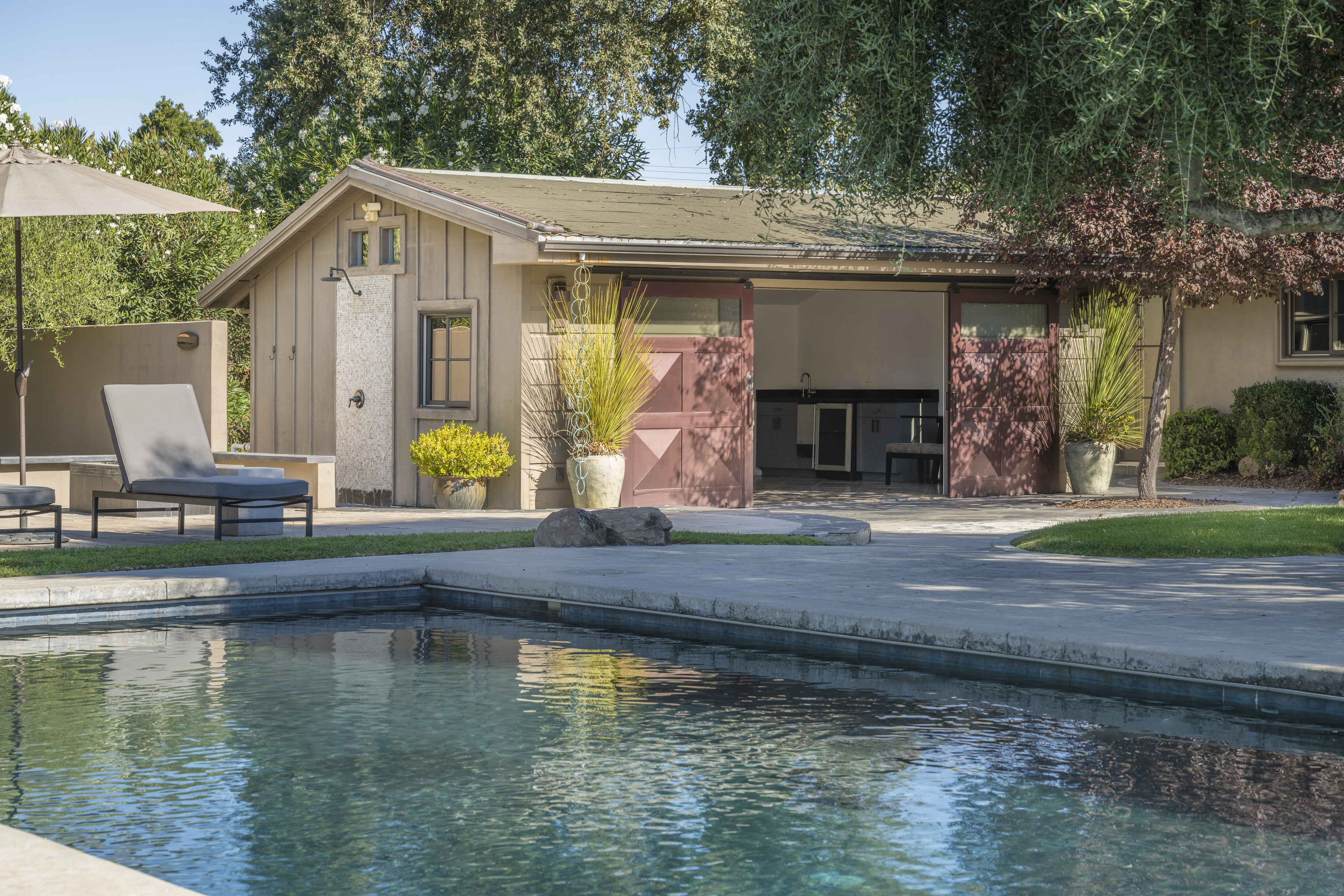 1321 Davis Lane