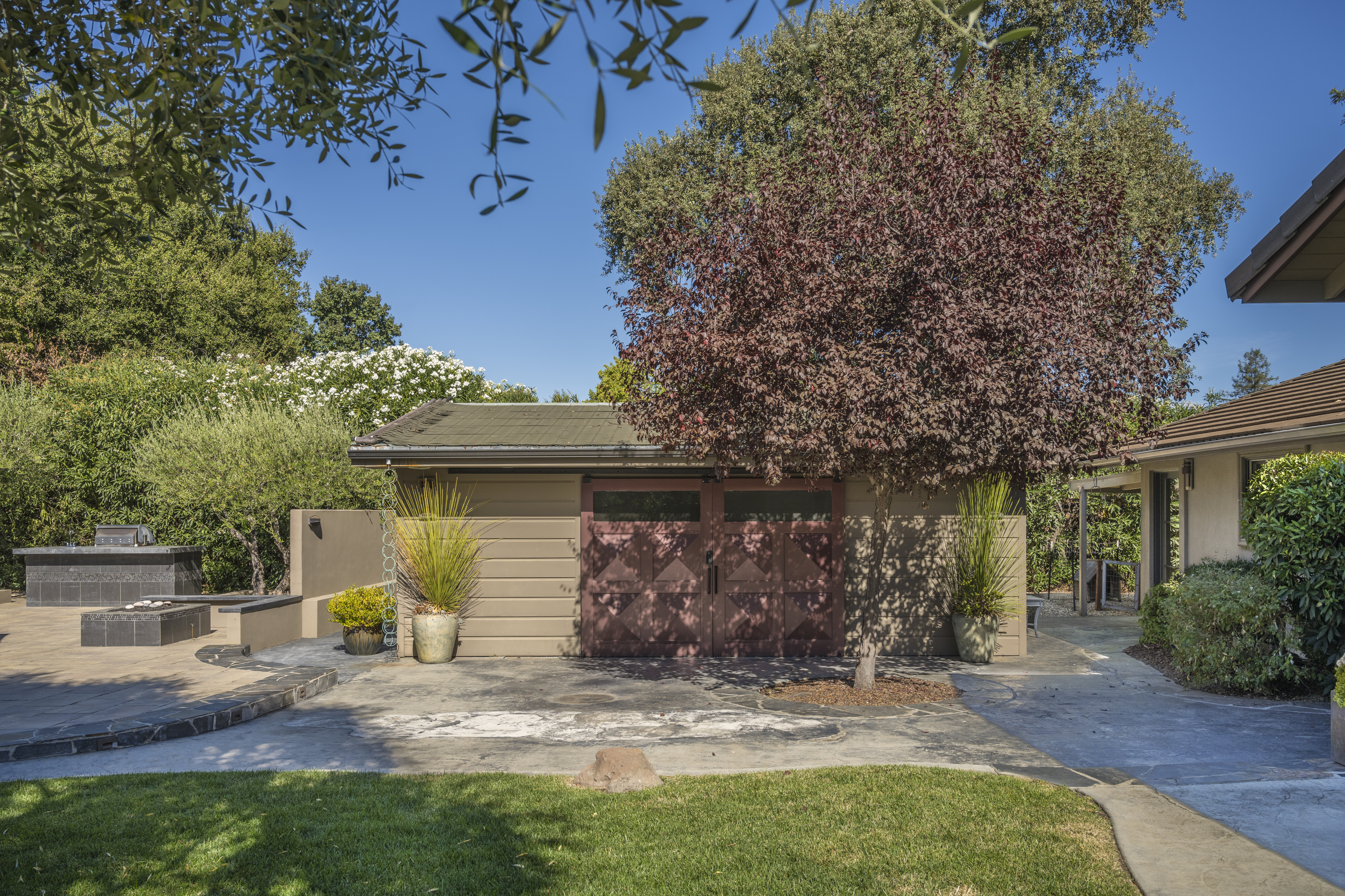 1321 Davis Lane