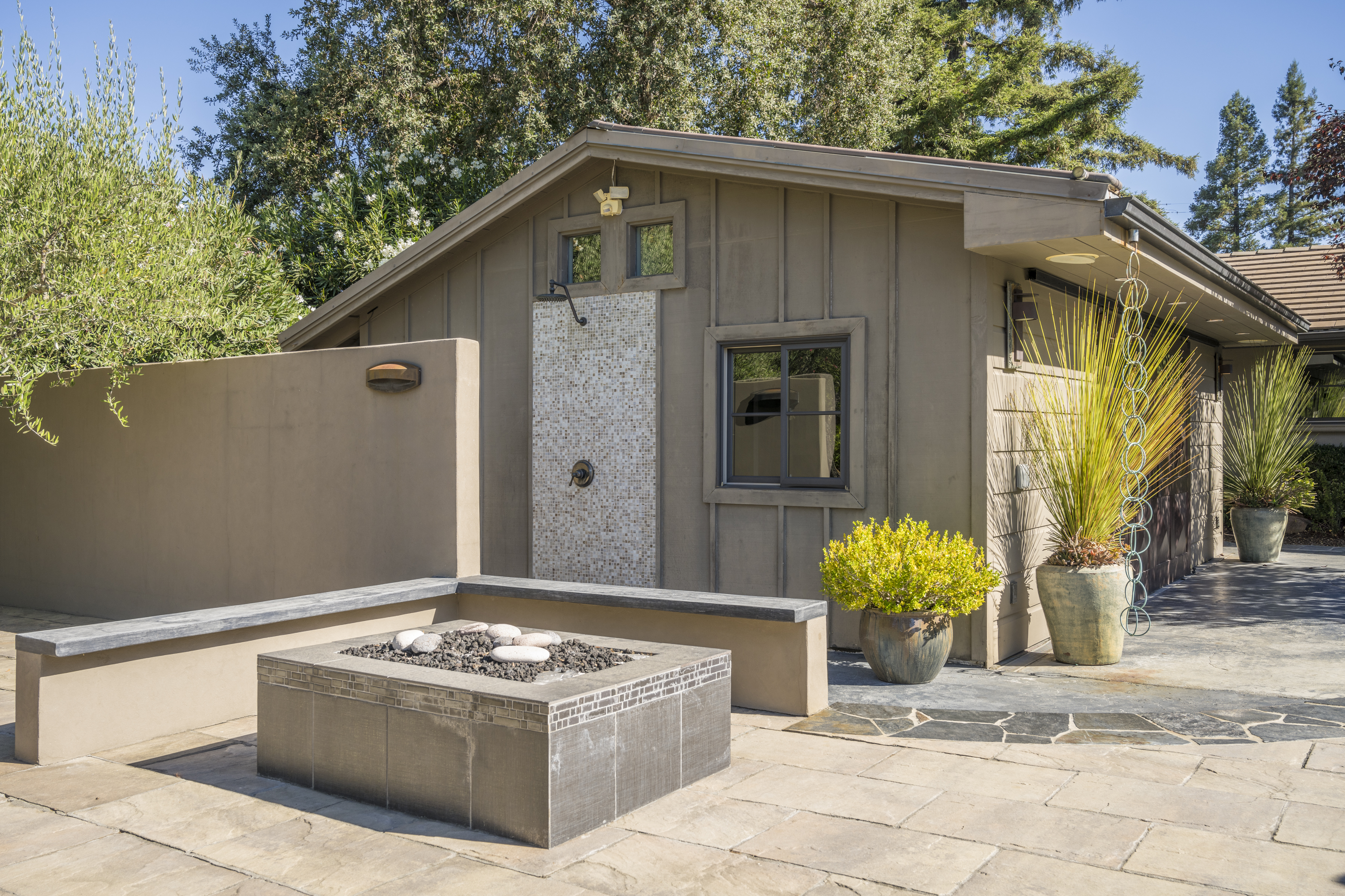 1321 Davis Lane