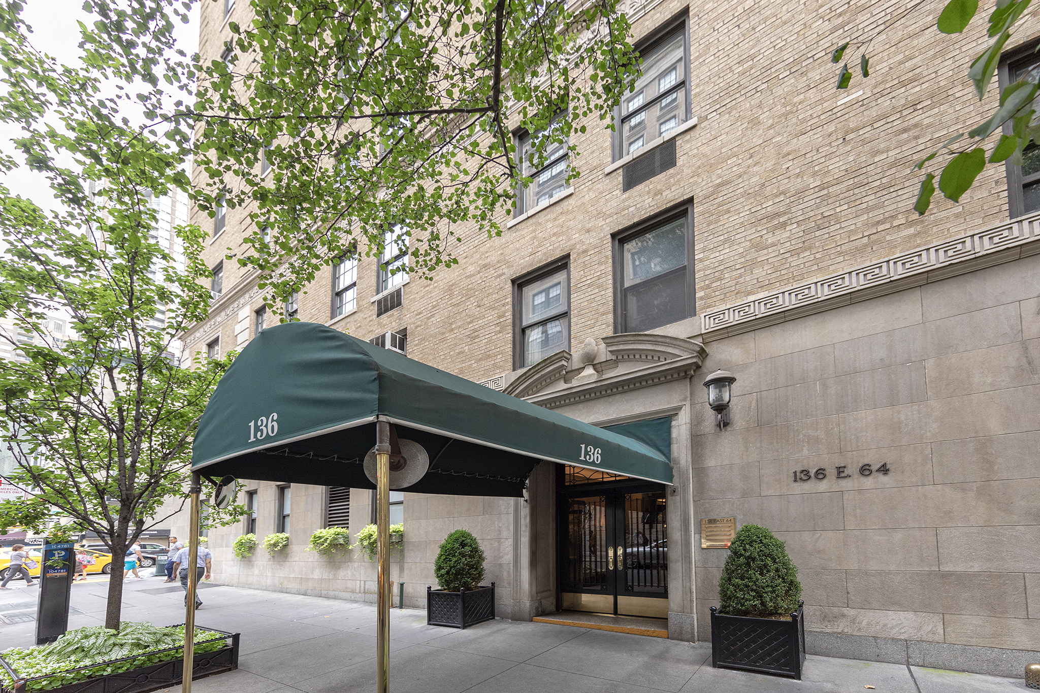 136 East 64th Street Apt 10E