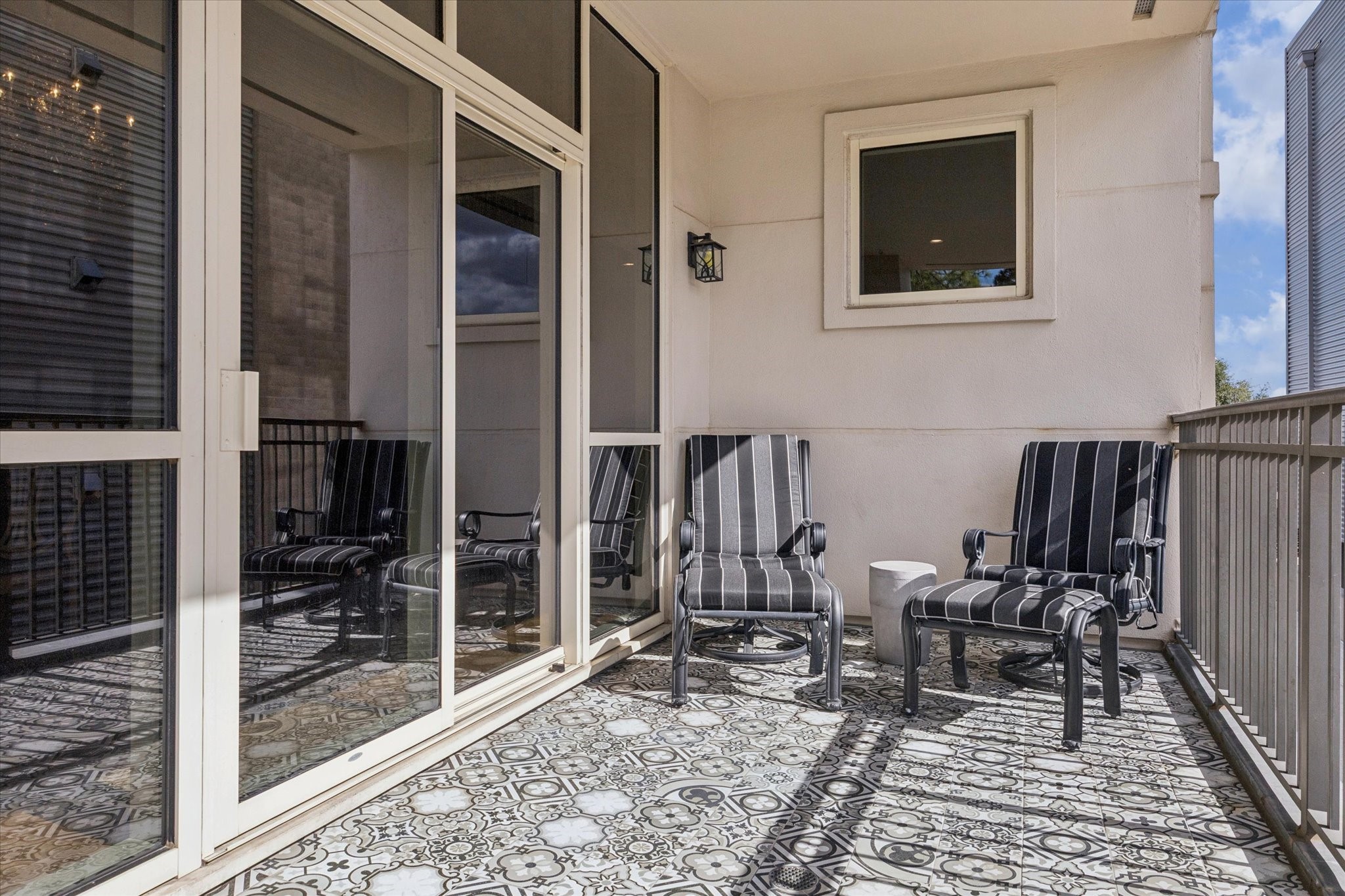 511 S Post Oak Lane #3D