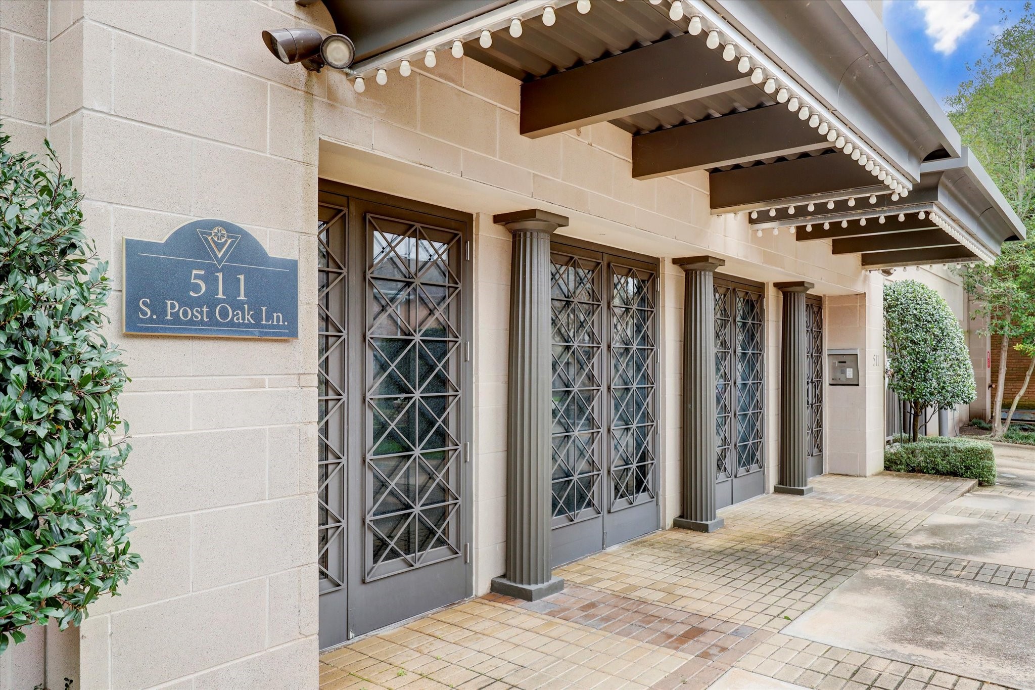 511 S Post Oak Lane #3D