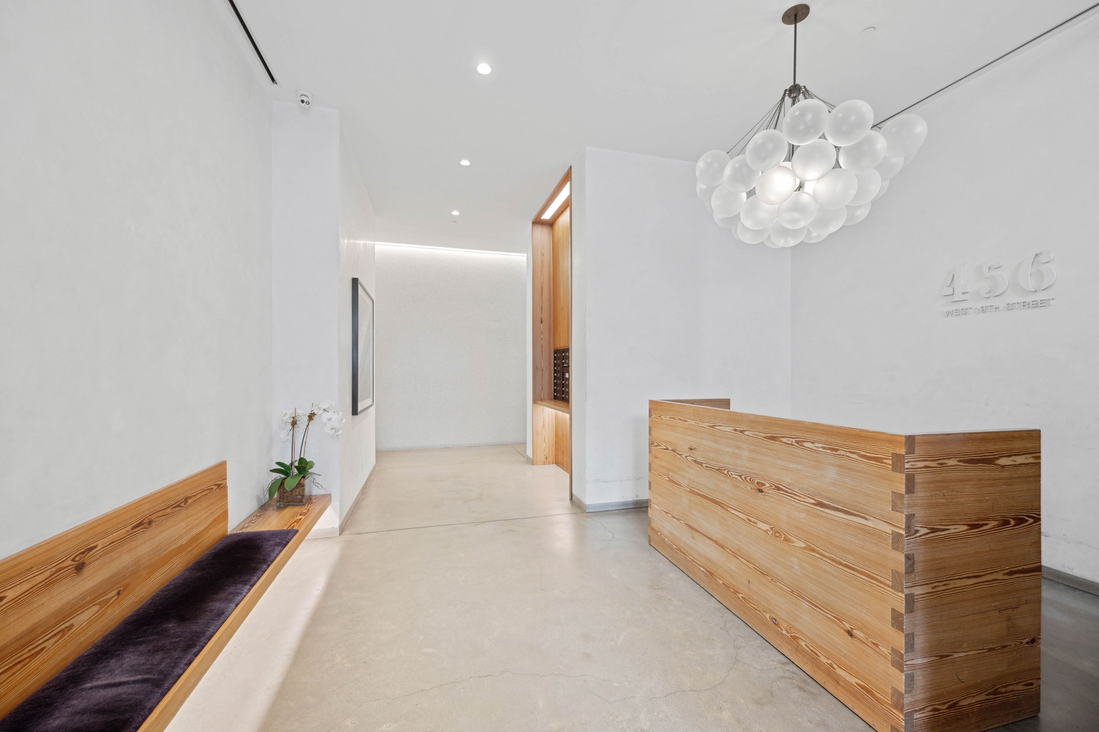 456 West 19th Street 4/5E