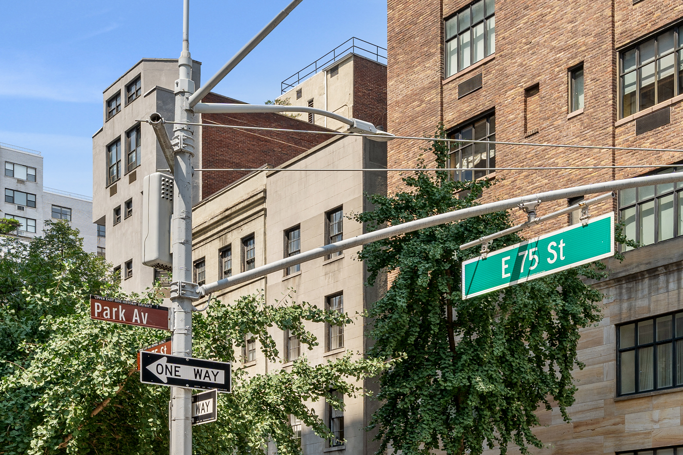 815 Park Avenue 1B