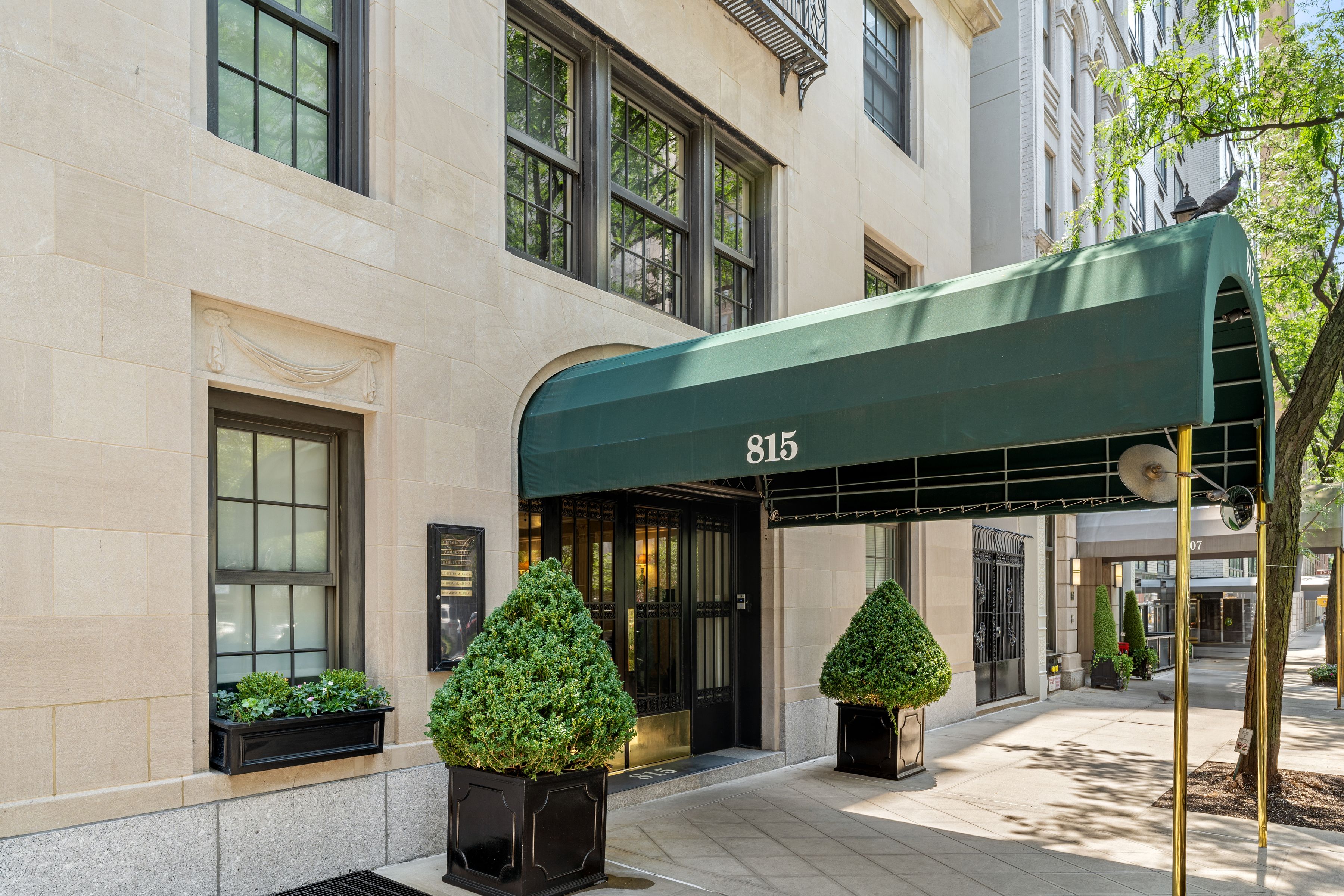 815 Park Avenue 1B