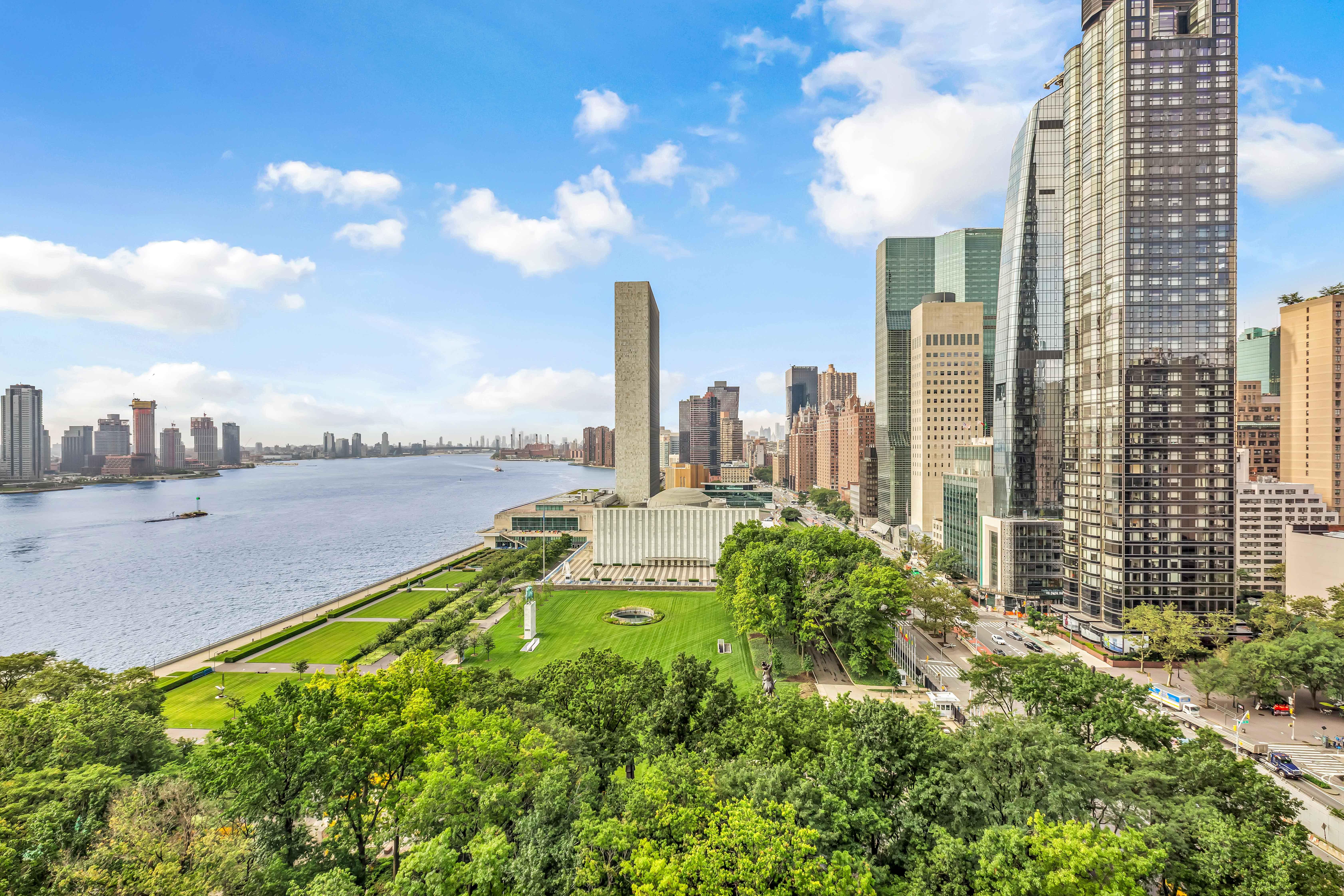860 United Nations Plaza 18A