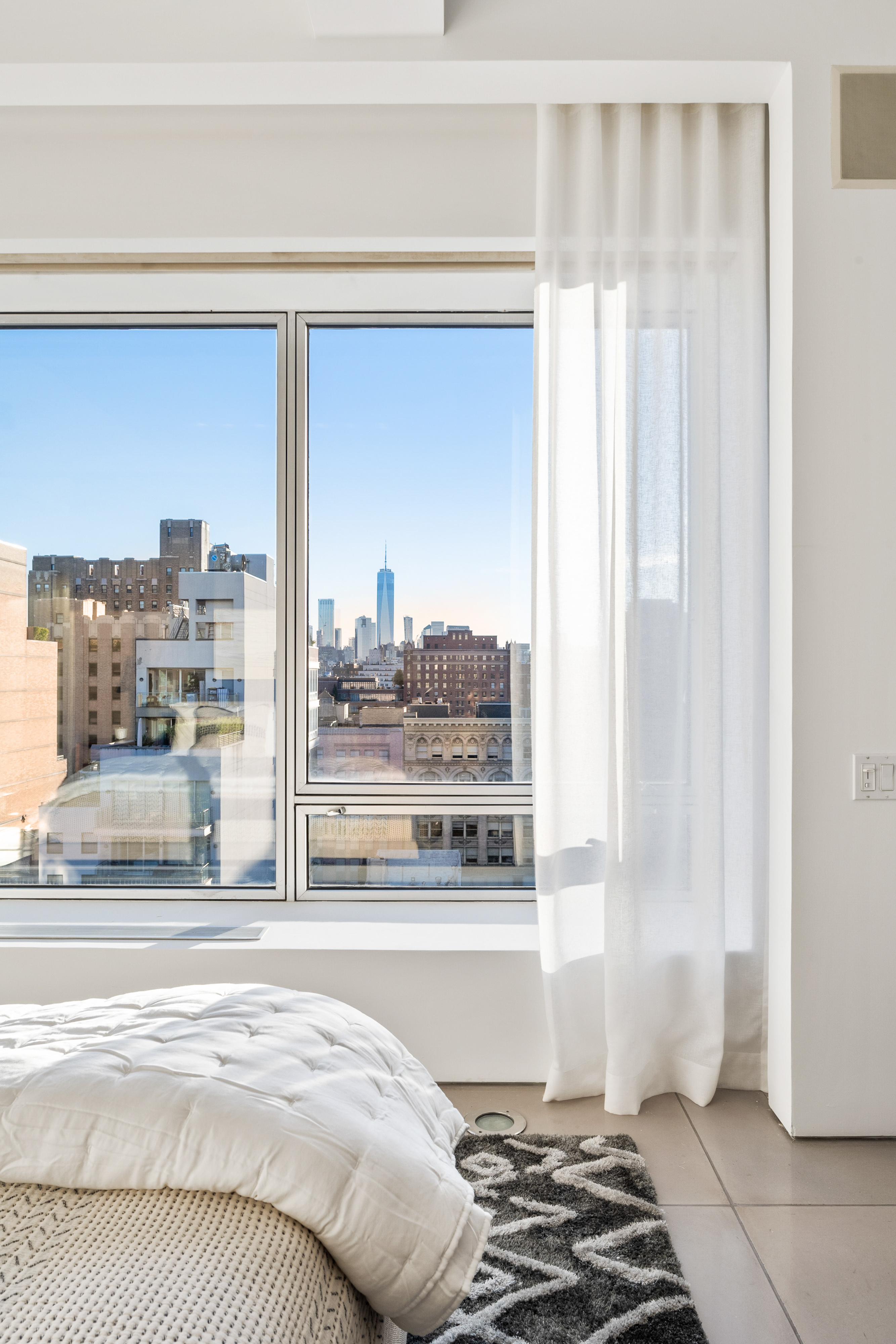 147 West 15th Street PH9S