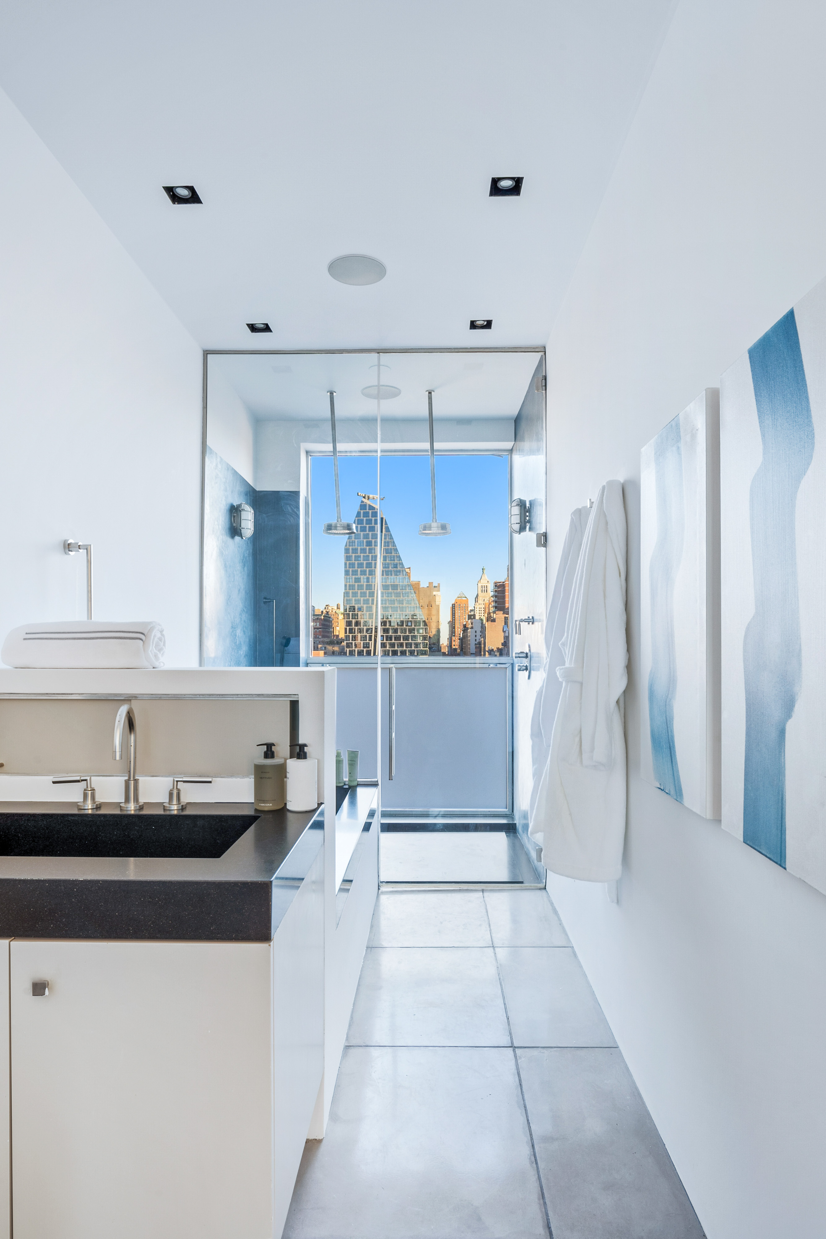 147 West 15th Street PH9S
