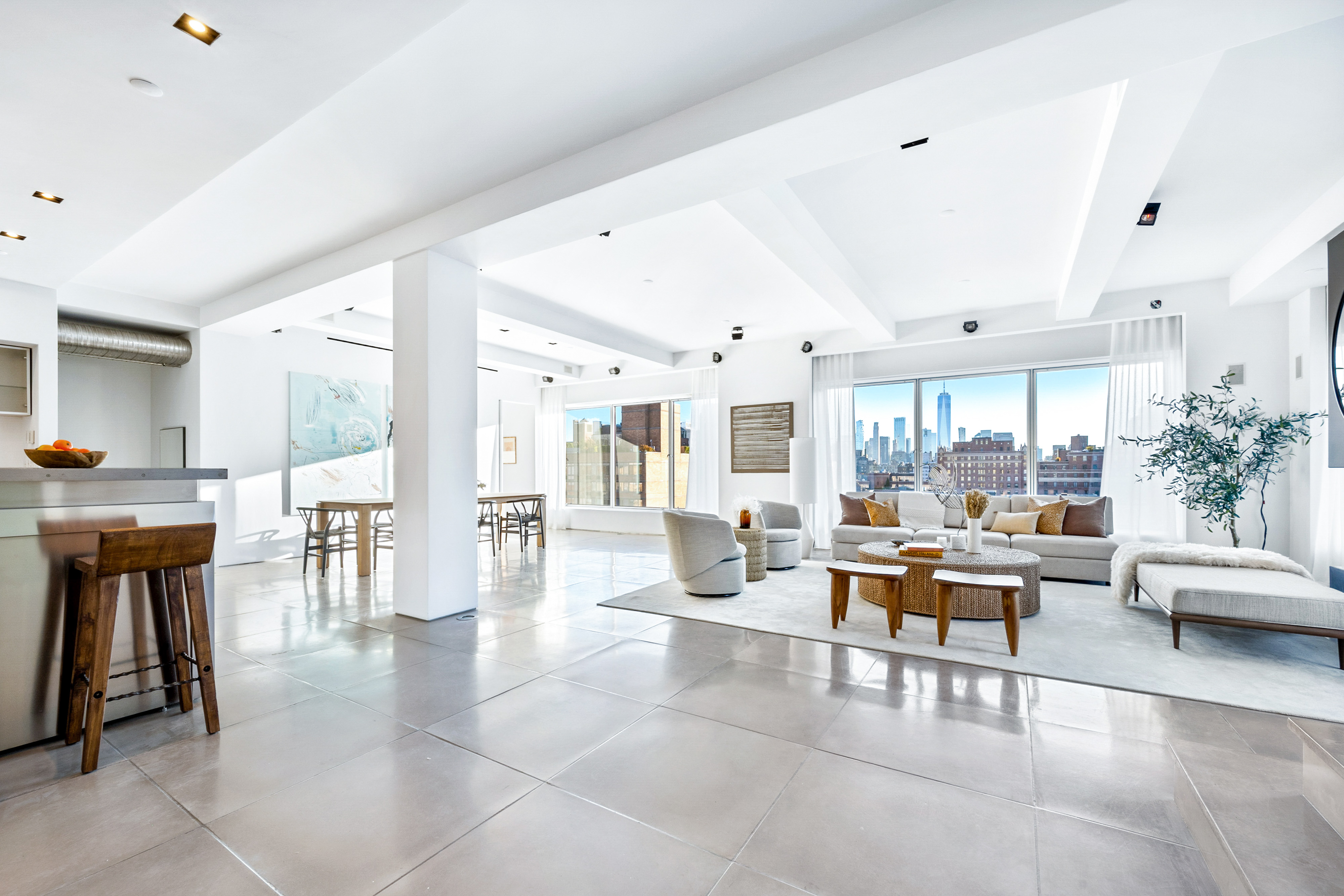 147 West 15th Street PH9S