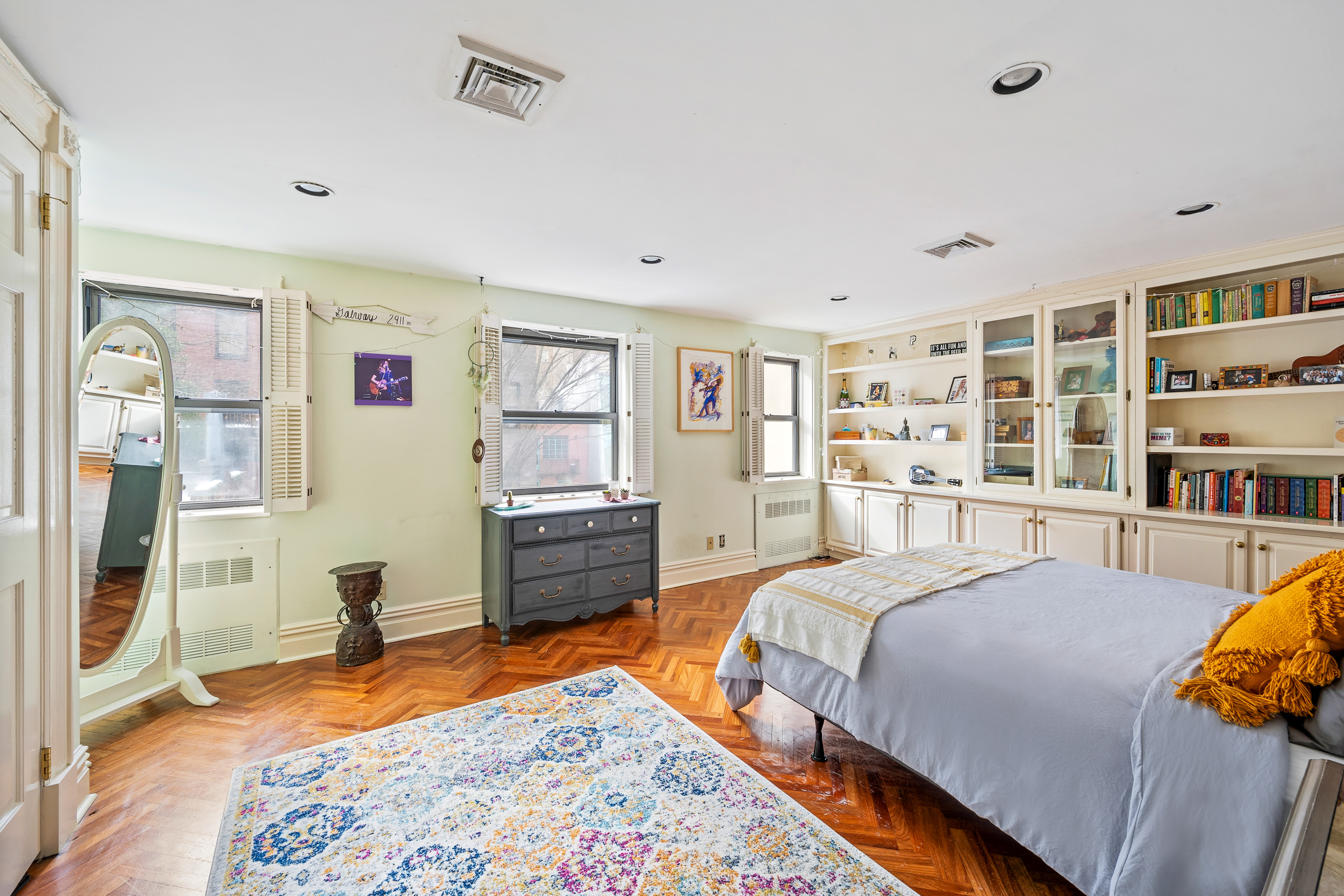 40 West 11th Street
