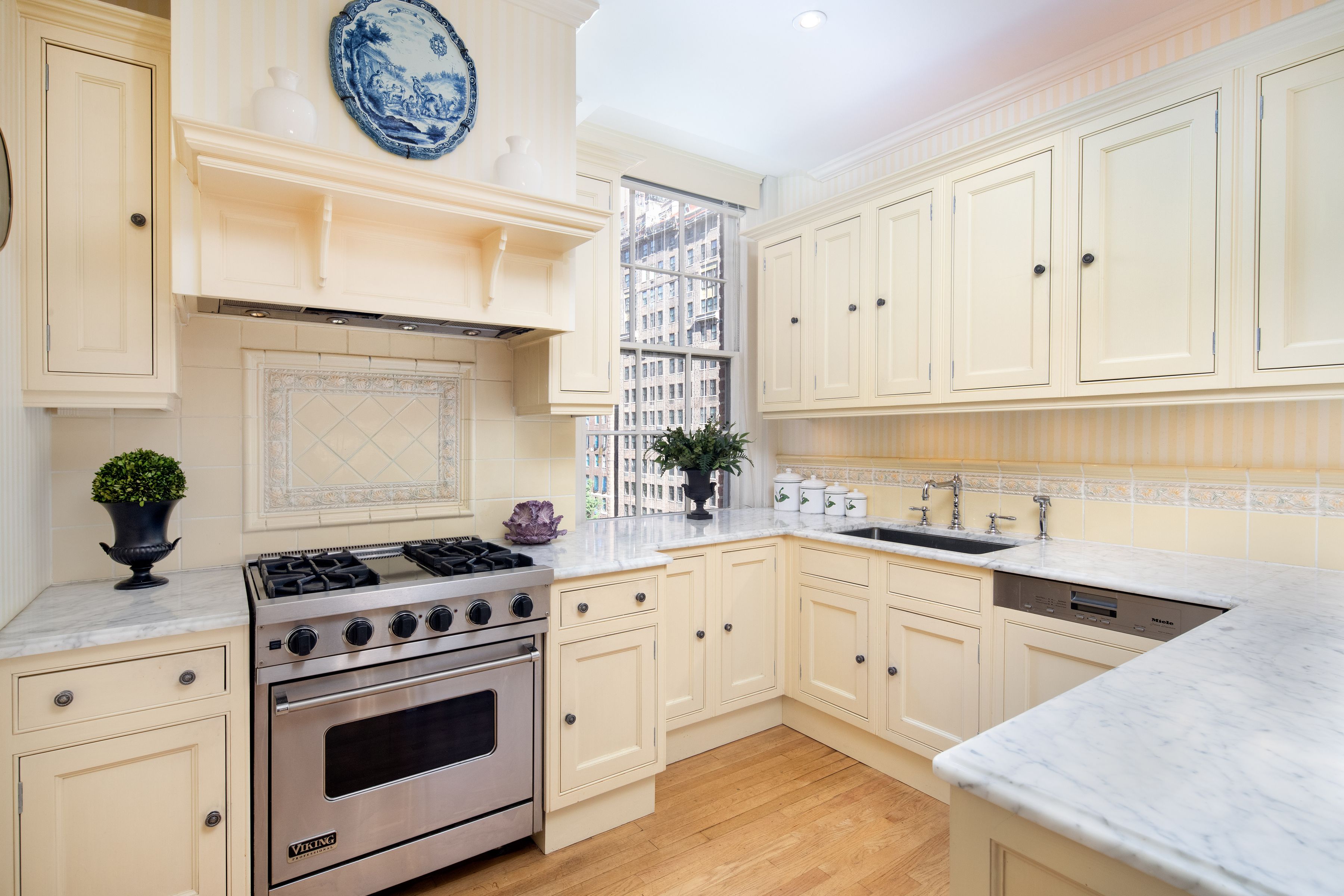 1 Sutton Place South 6D
