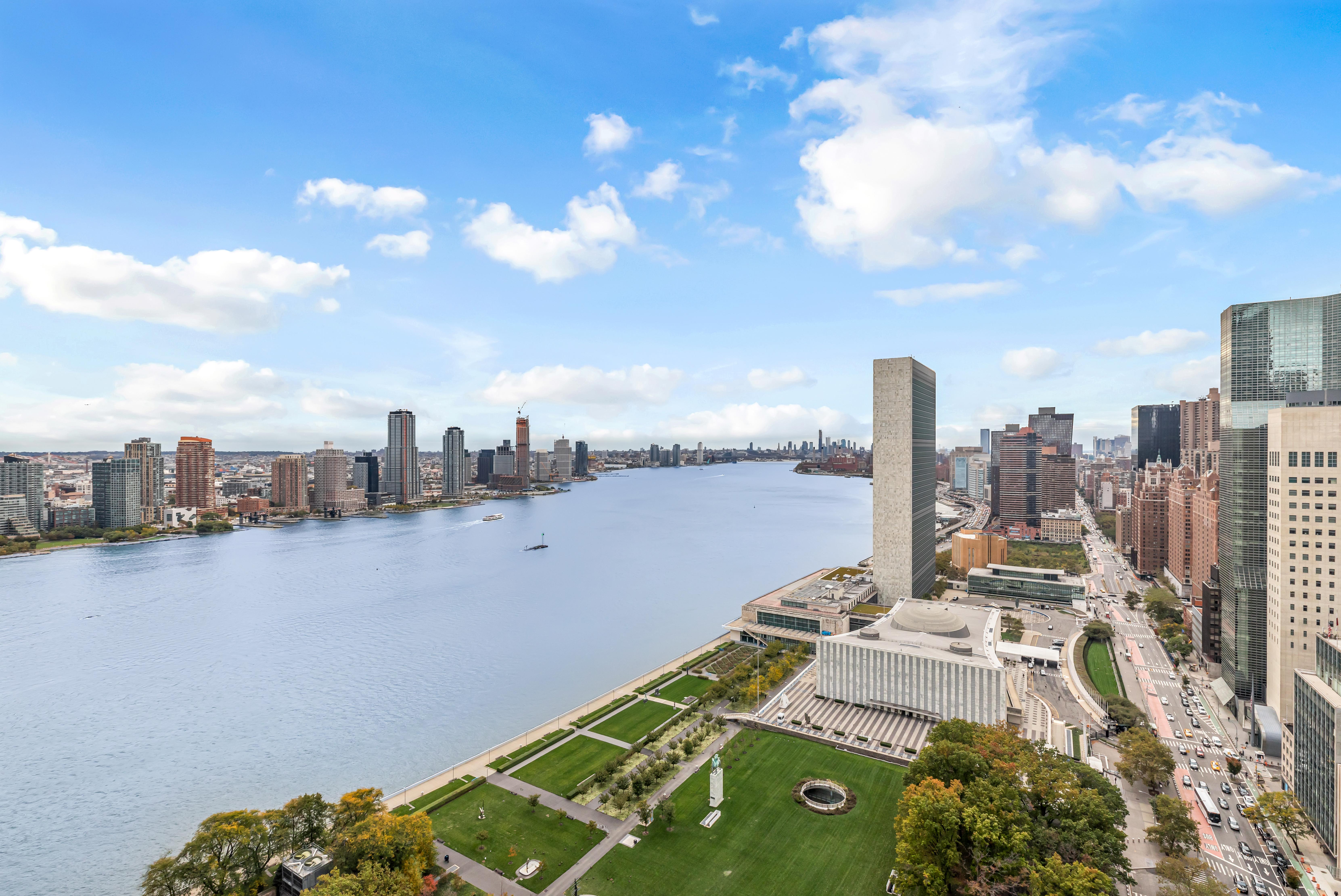 860 United Nations Plaza 35/36E