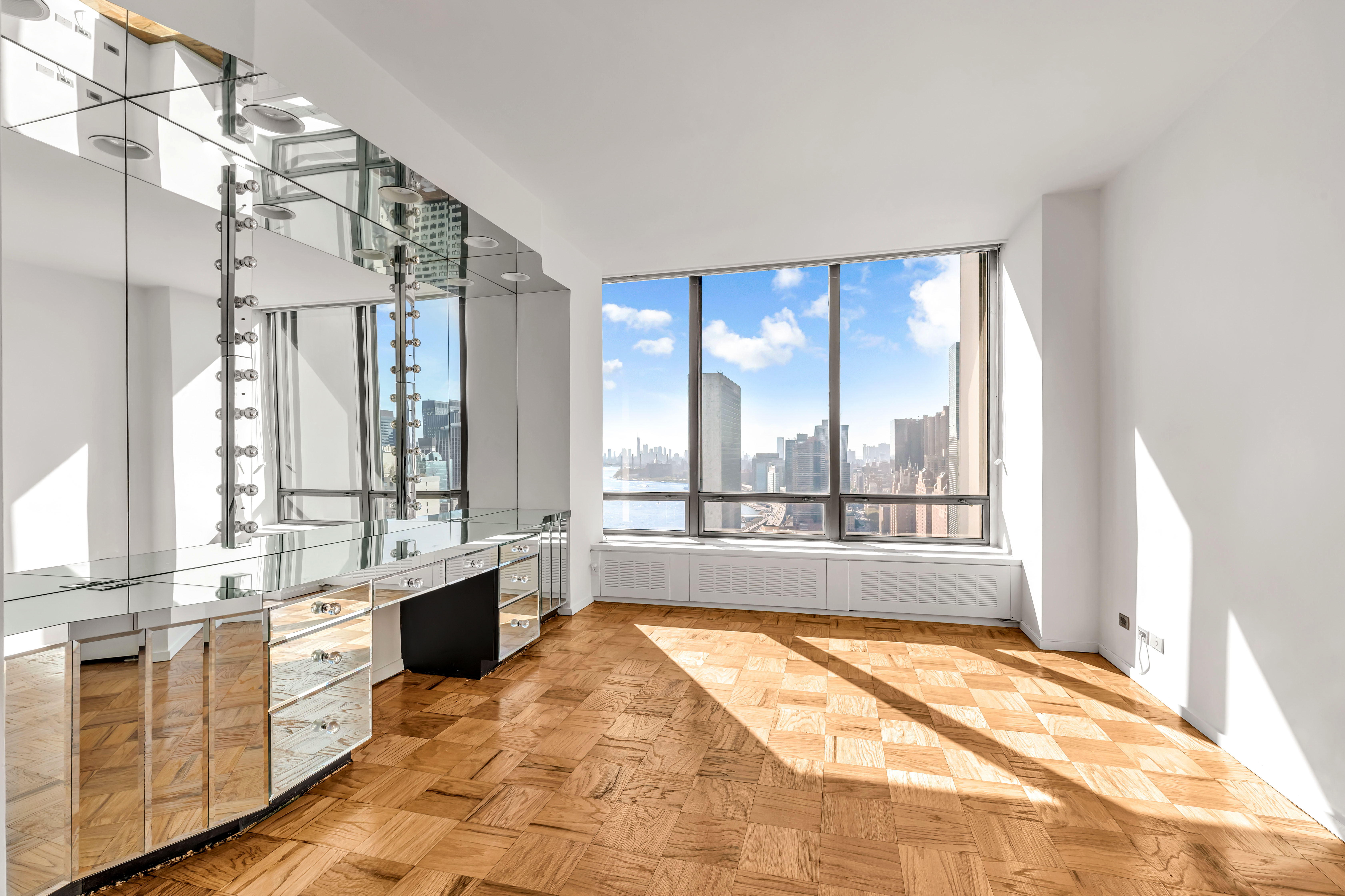 860 United Nations Plaza 35/36E