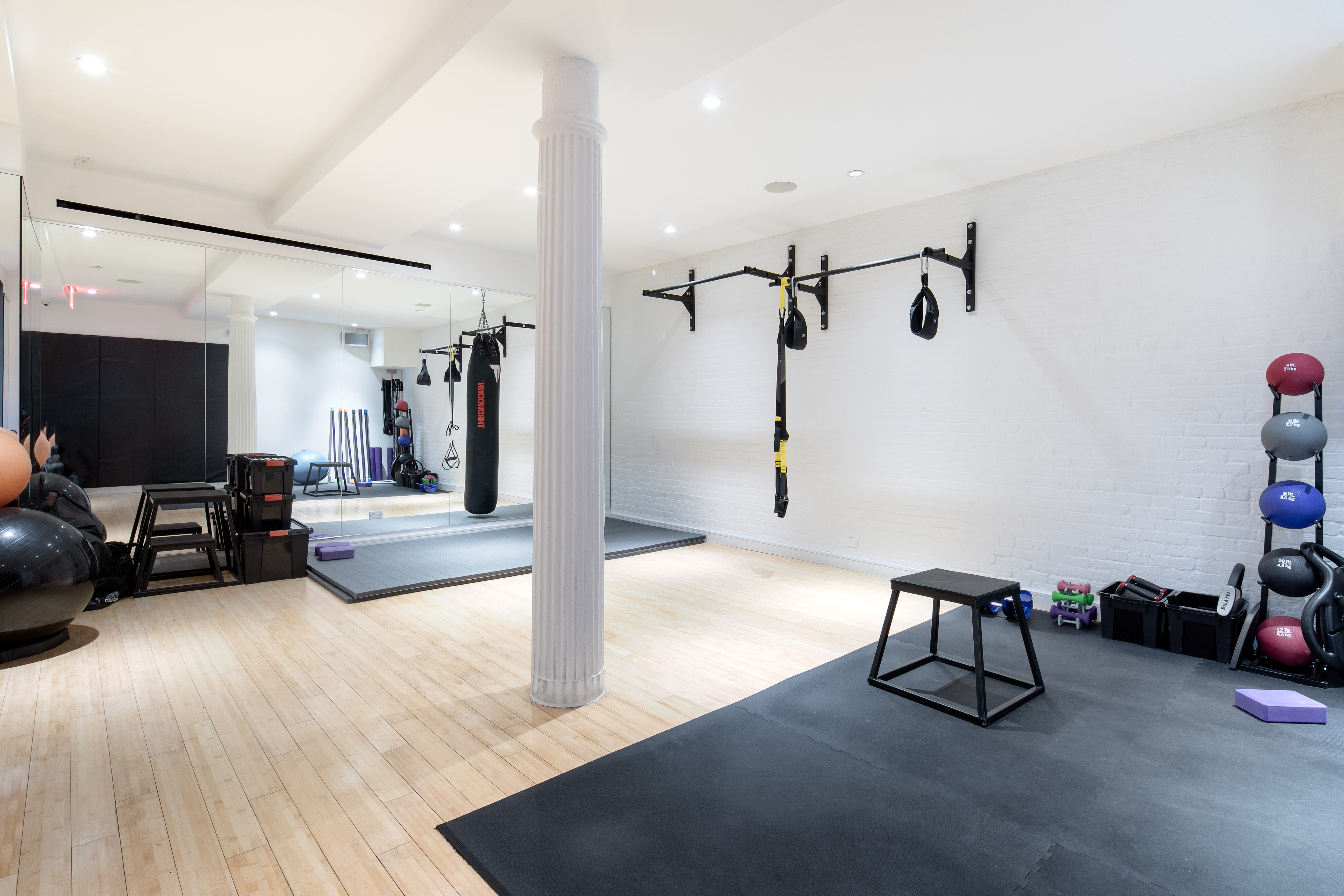 15 Union Square West 8A