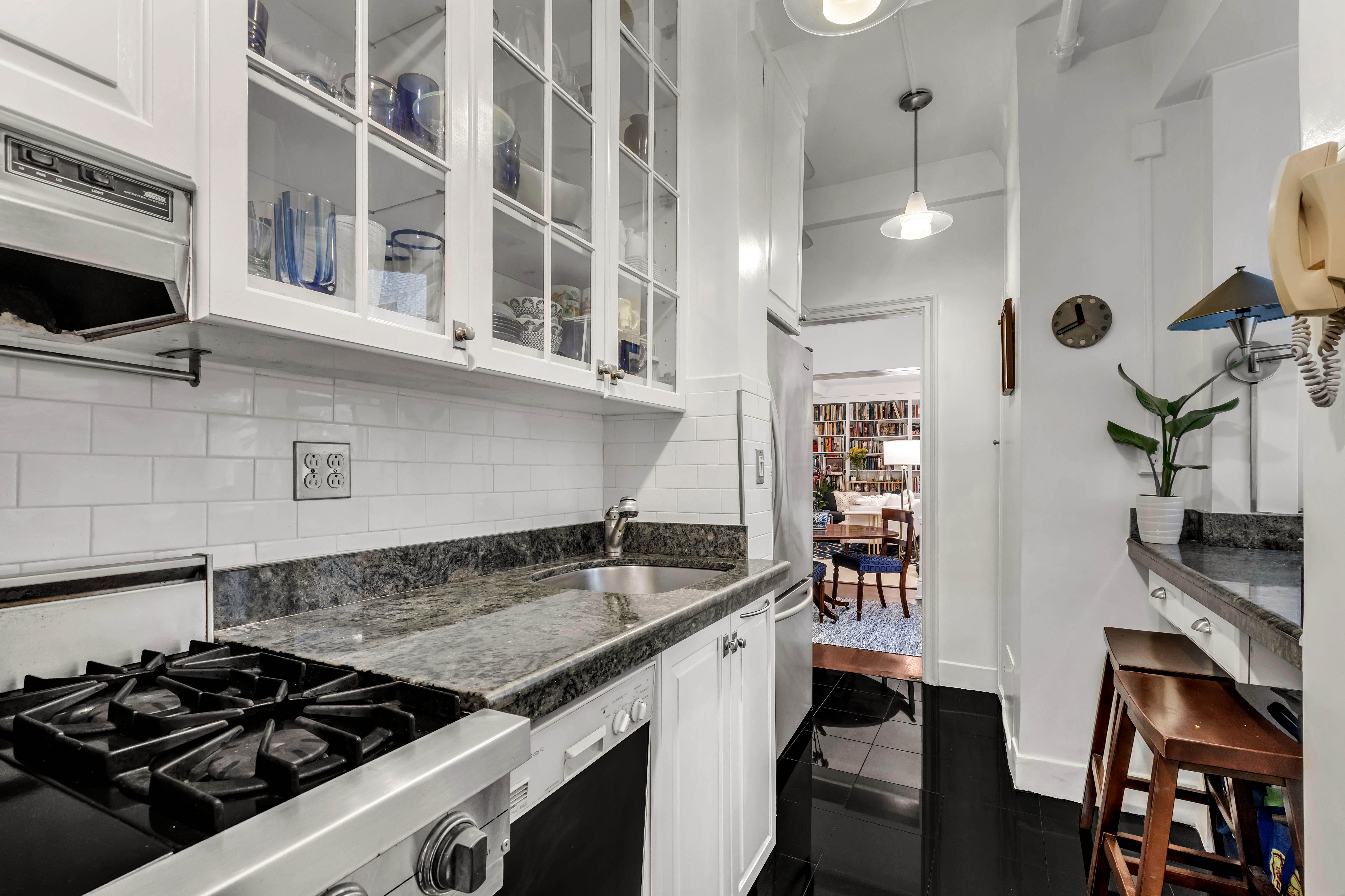 1035 Fifth Avenue 6E
