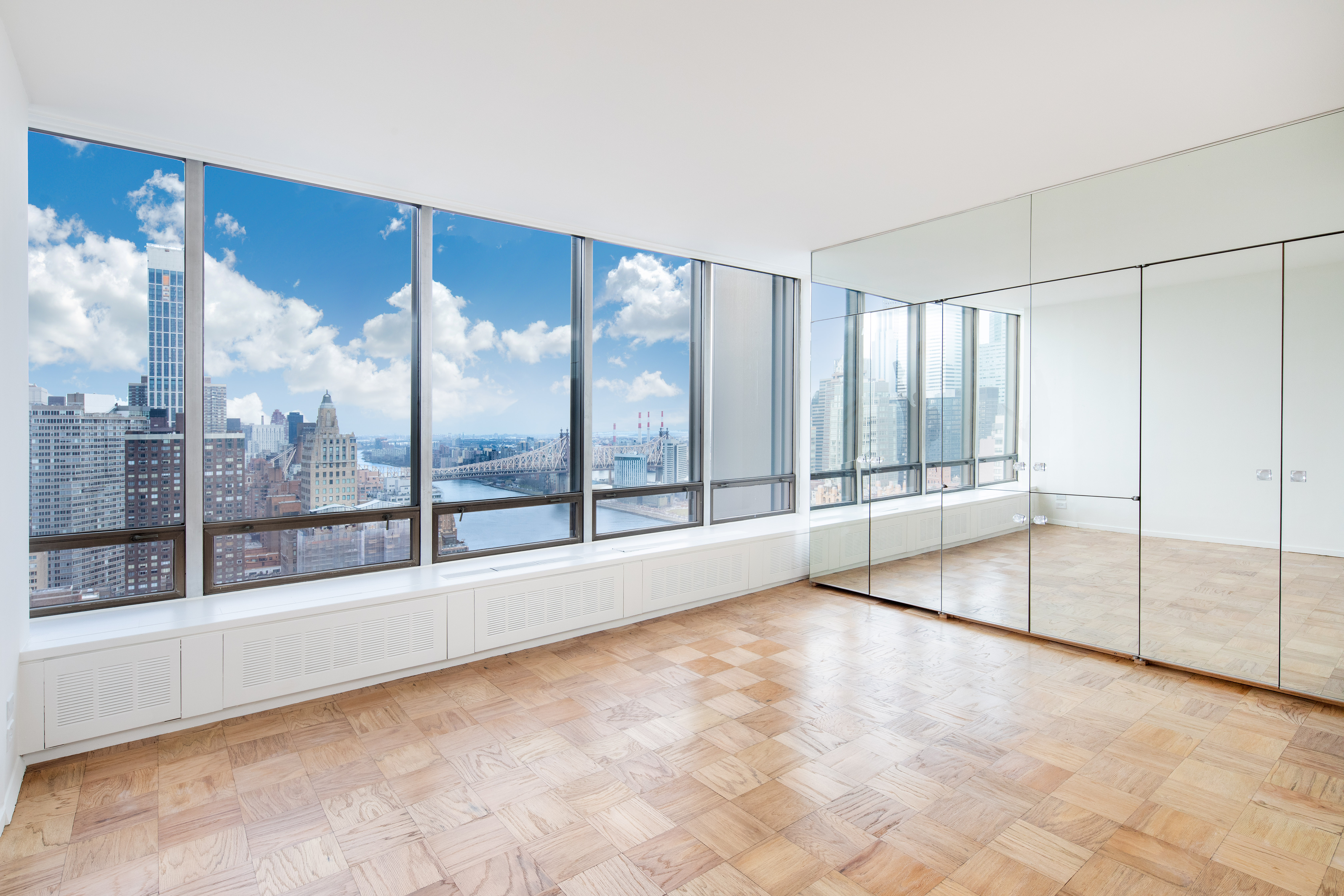 870 United Nations Plaza 34B