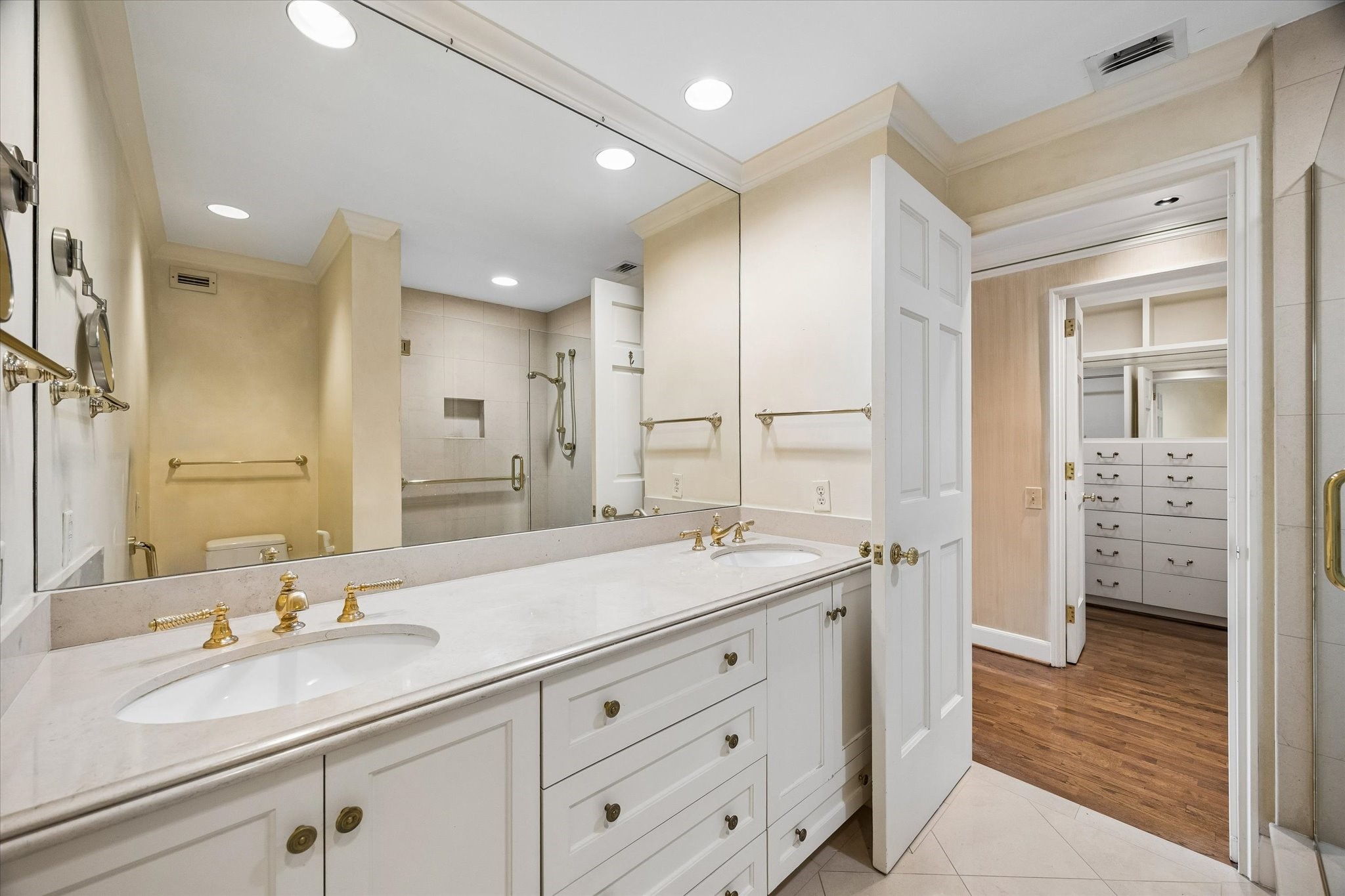 3711 San Felipe Street #14A