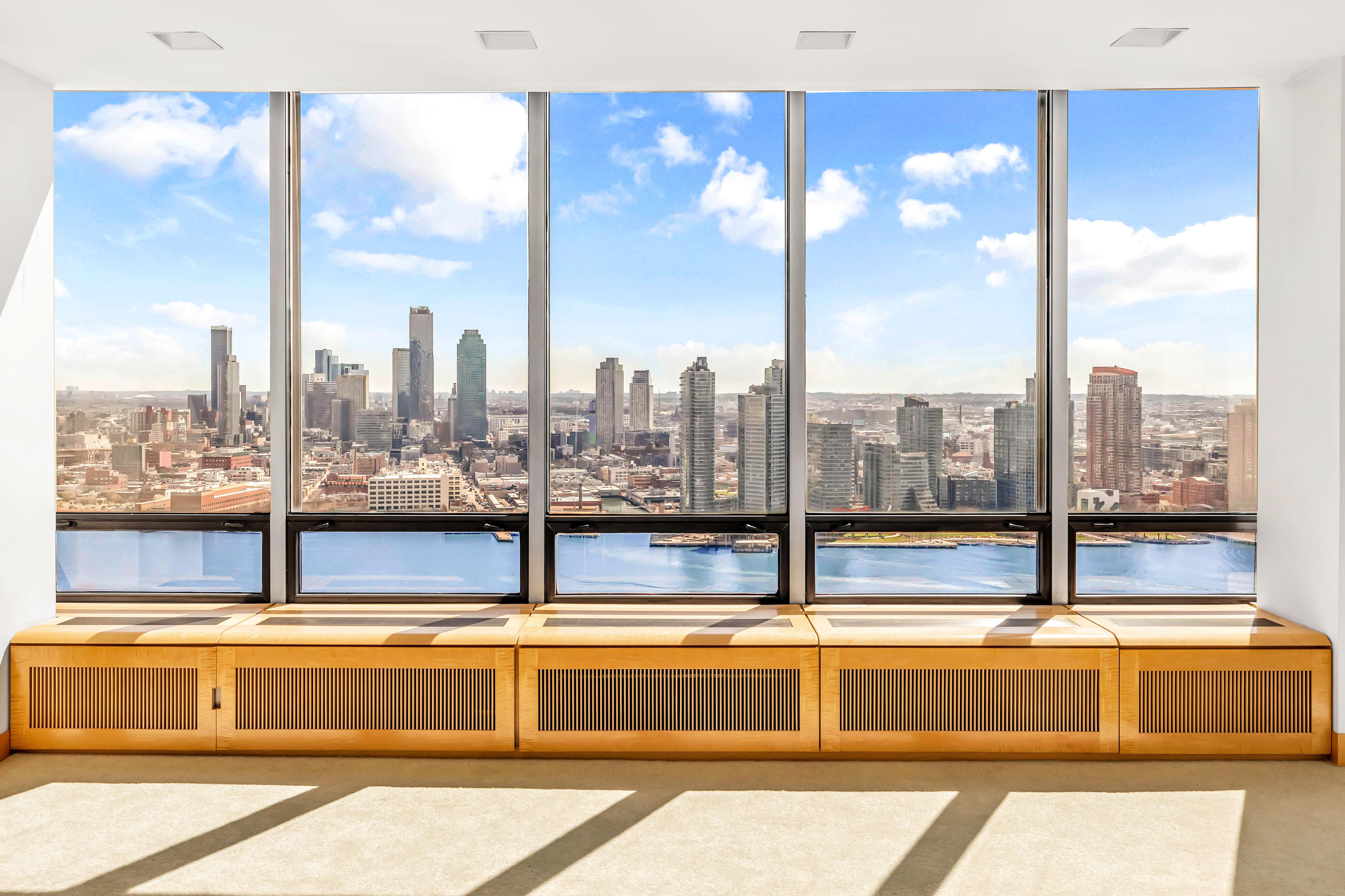 870 United Nations Plaza 35/36E