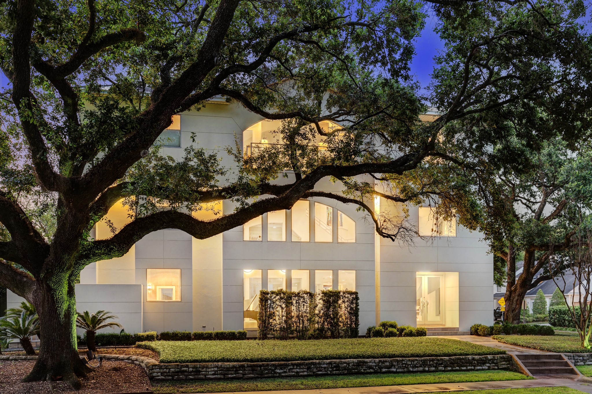 3602 Locke Lane