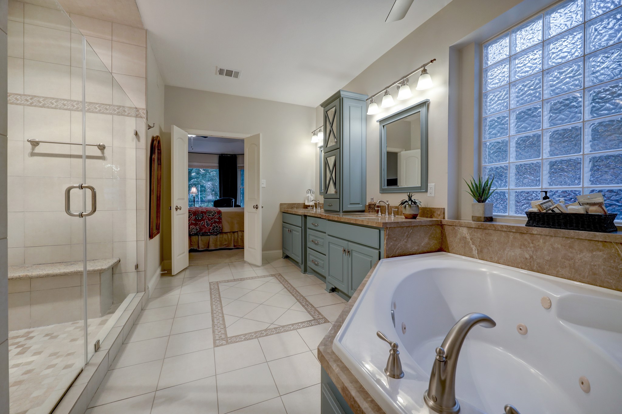 5607 Peninsula Park Drive