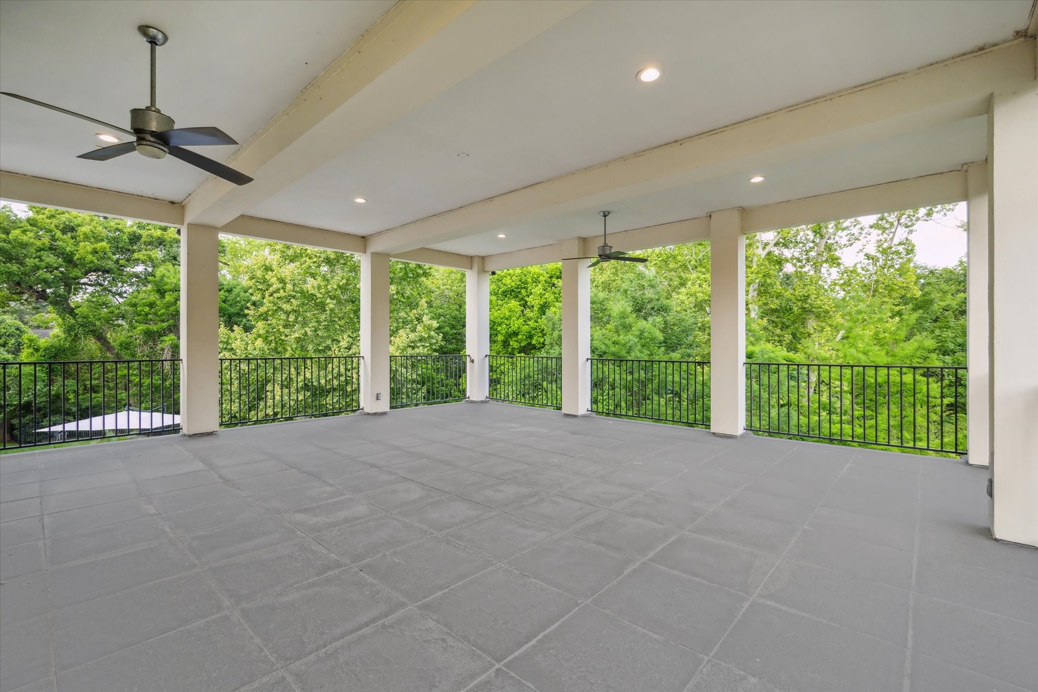 22 E Shady Lane E