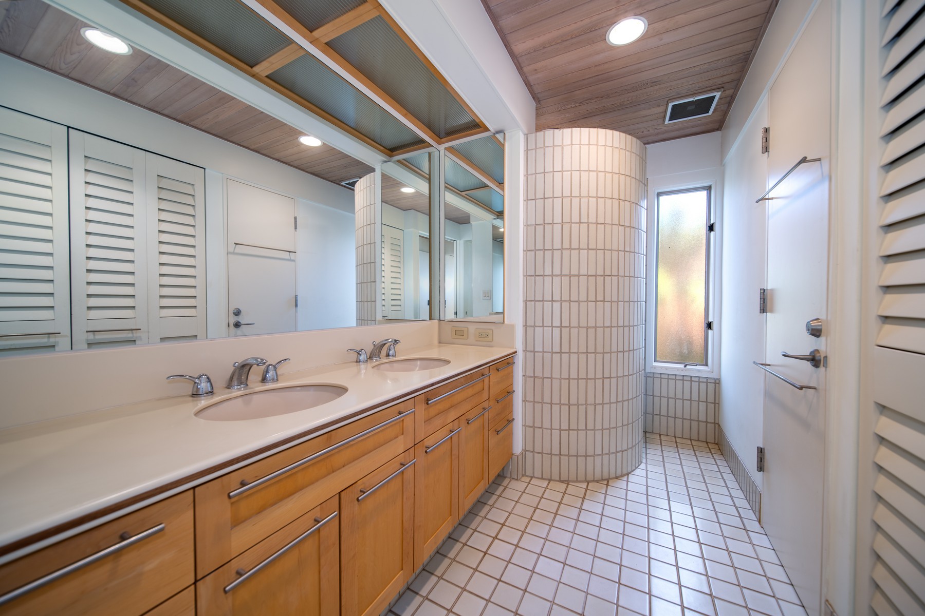 Wailea Point 4000 Wailea Alanui Drive, #3304