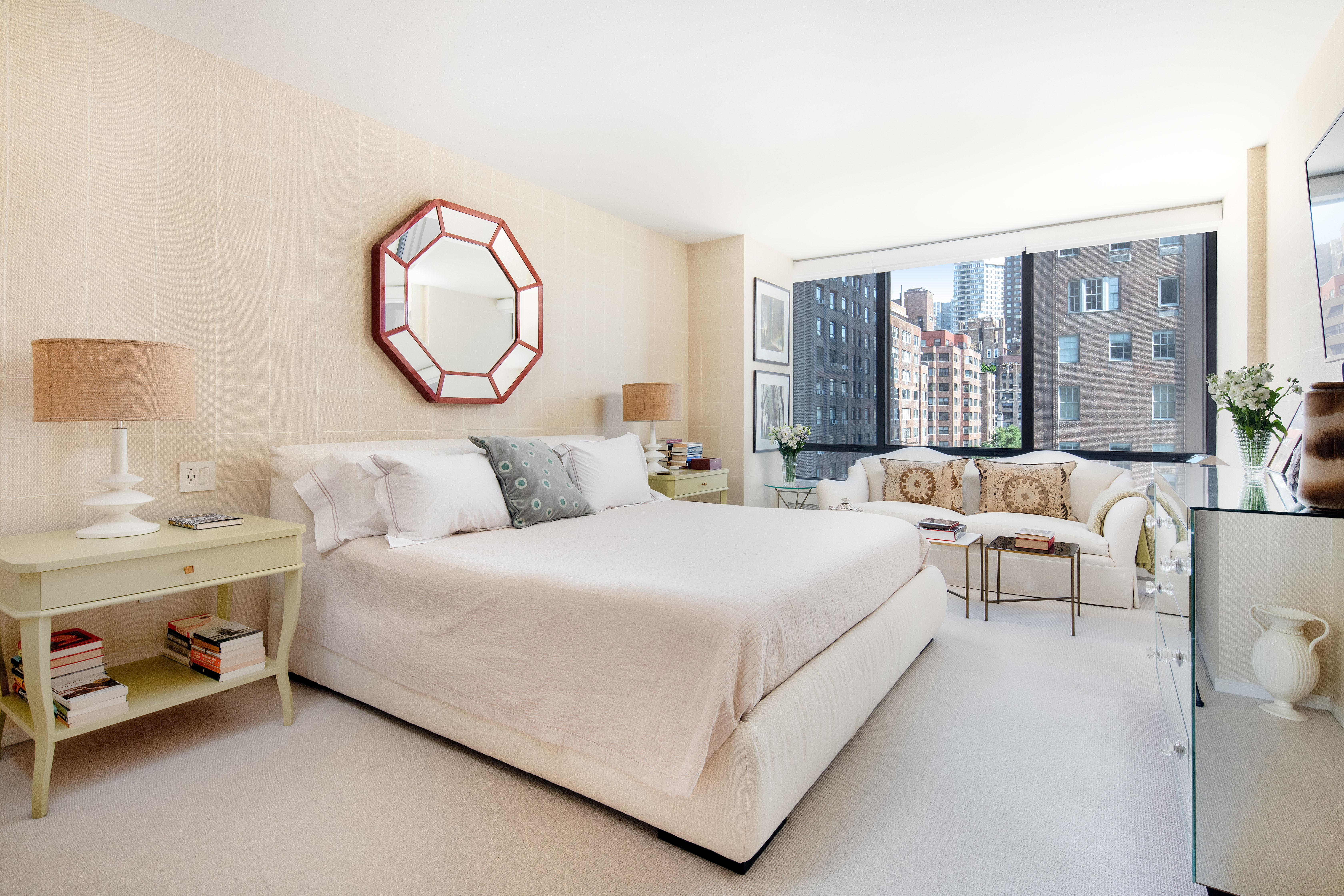 870 United Nations Plaza 8E