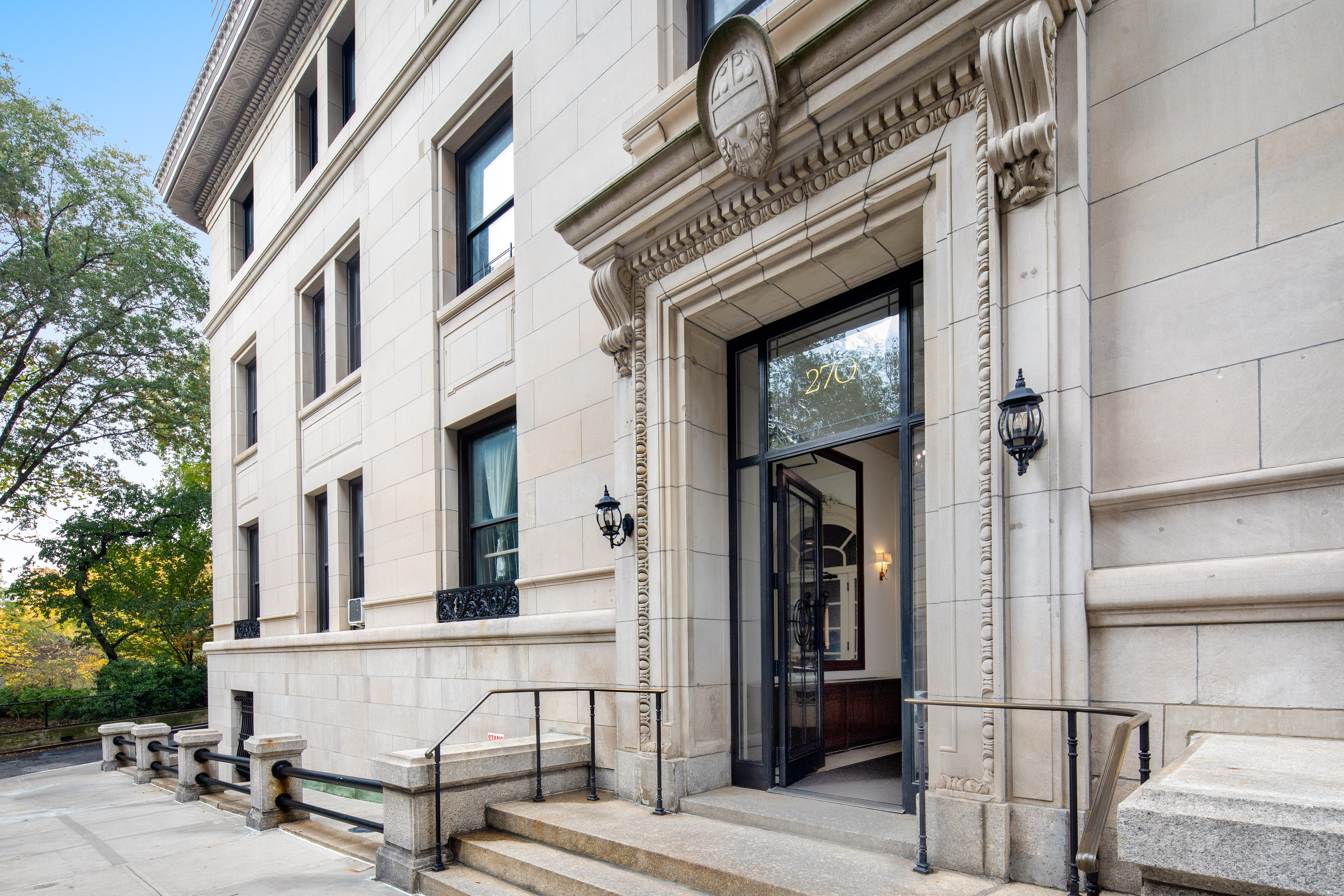 270 Riverside Drive 11A