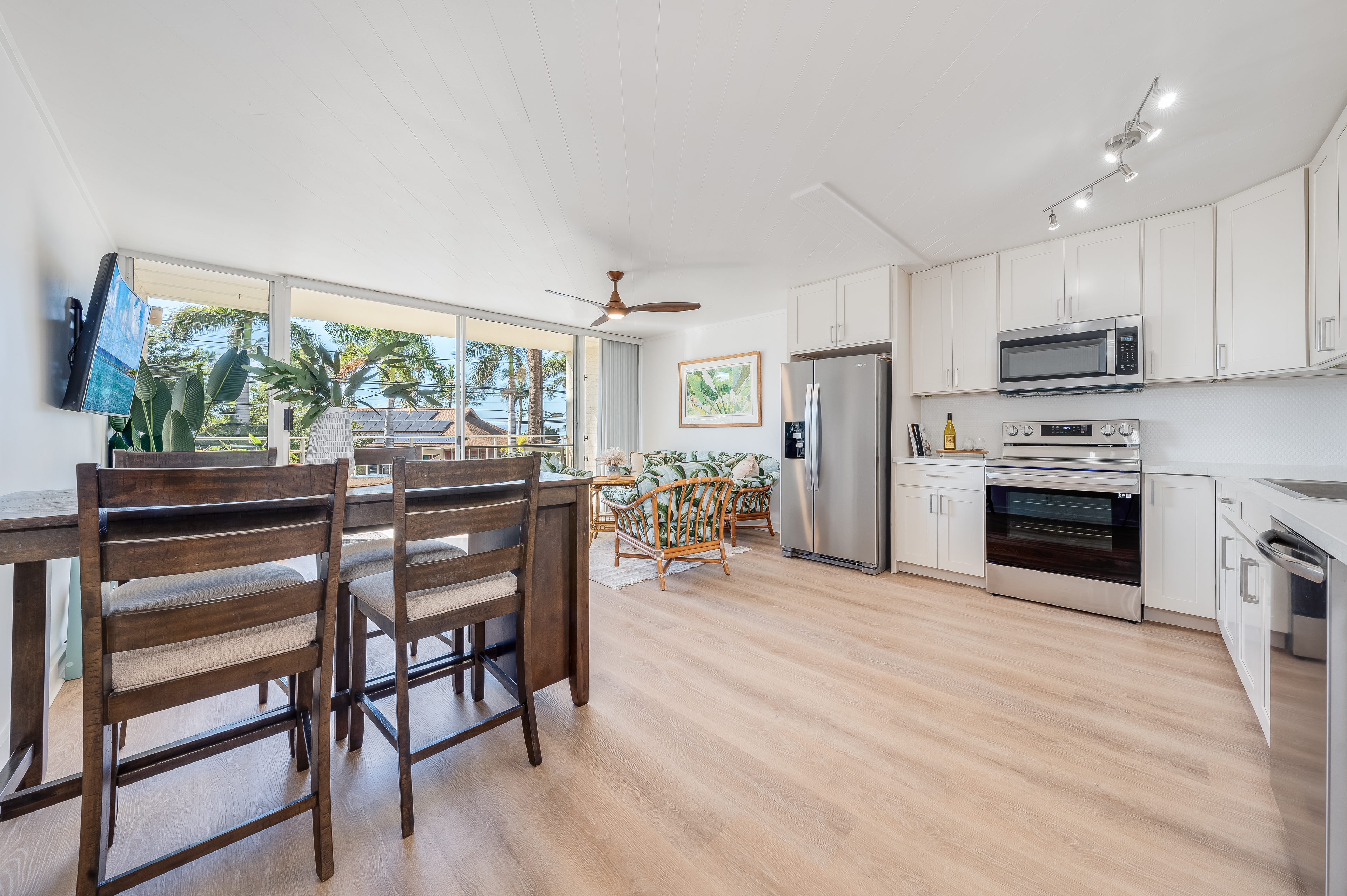 Island Surf 1993 S Kihei Road, #212