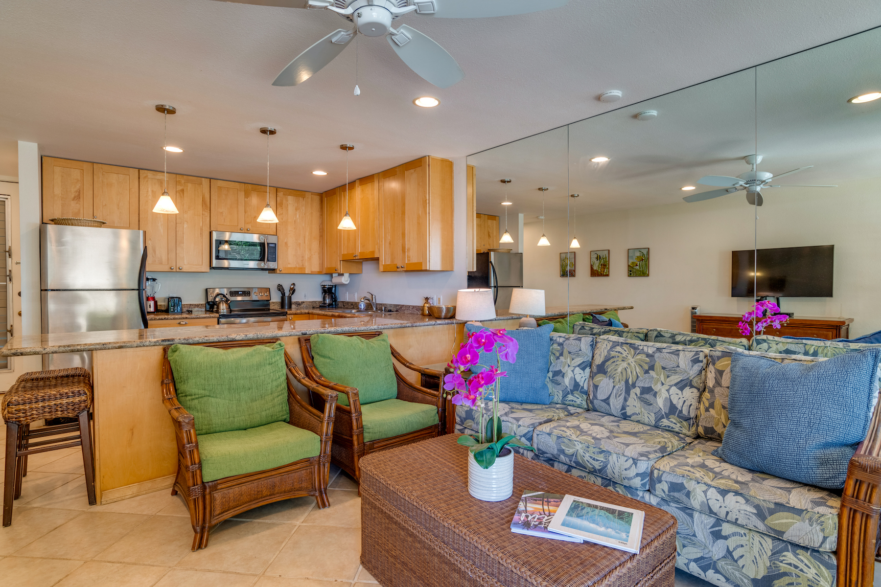 Hale Kai 3695 Lower Honoapiilani Rd, #102