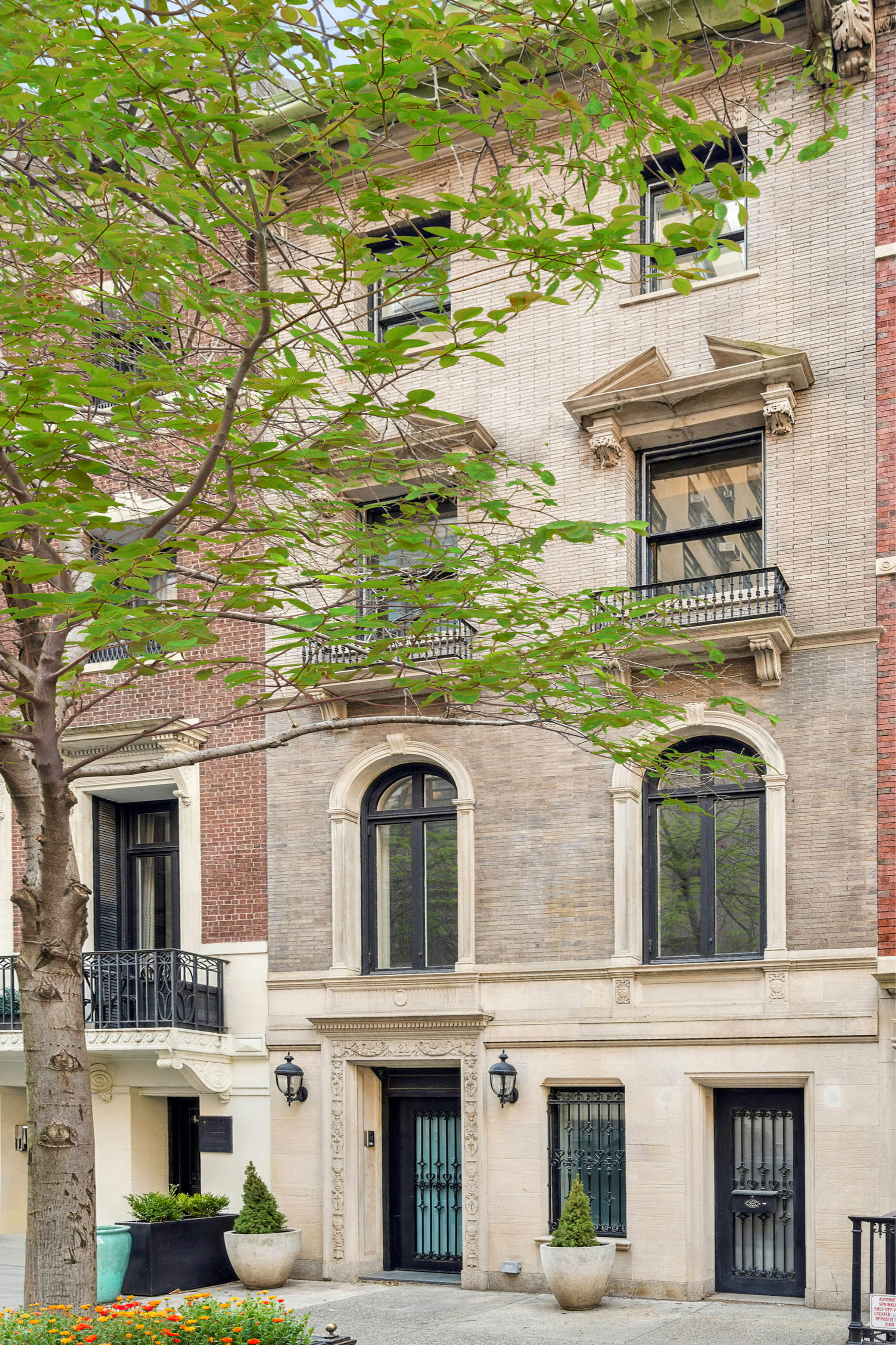 123 East 69th Street