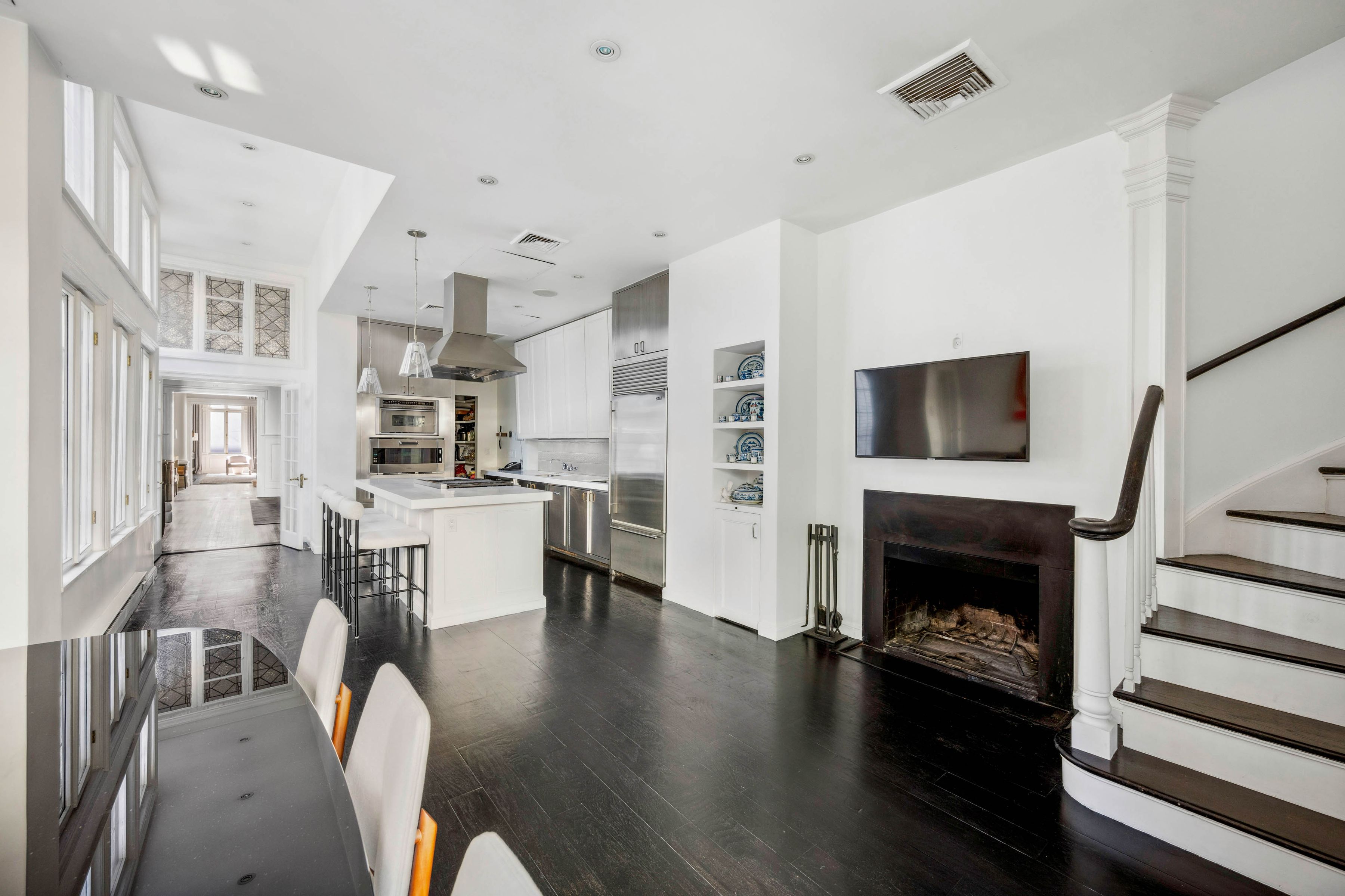 123 East 69th Street