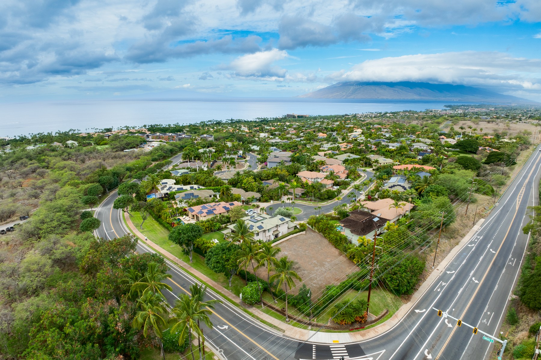 389 Kualono Place