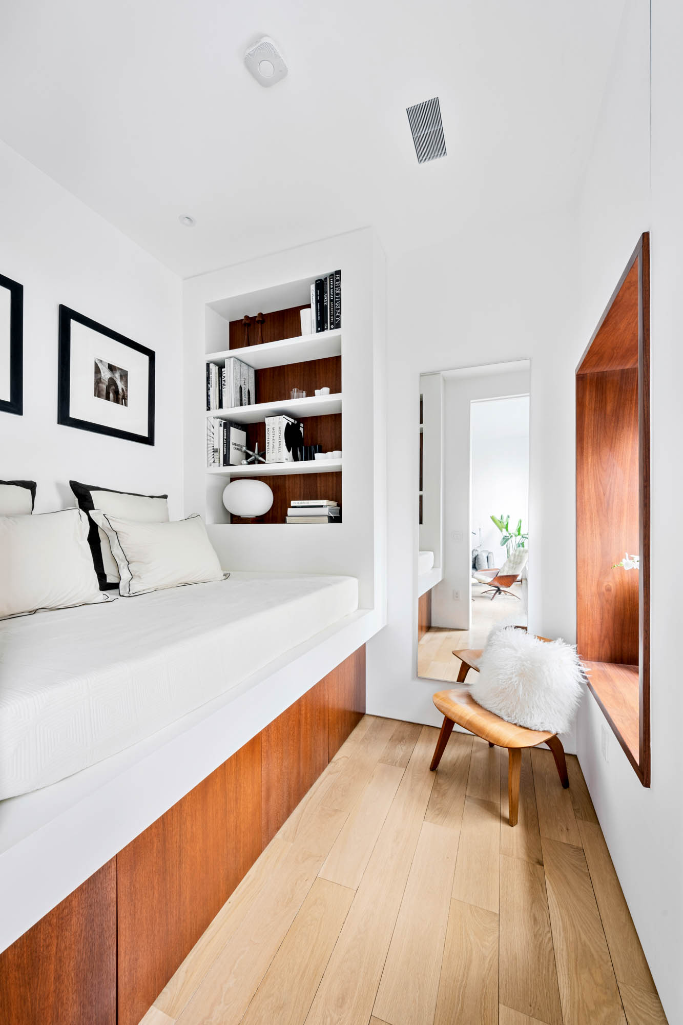 105 Fifth Avenue 7A