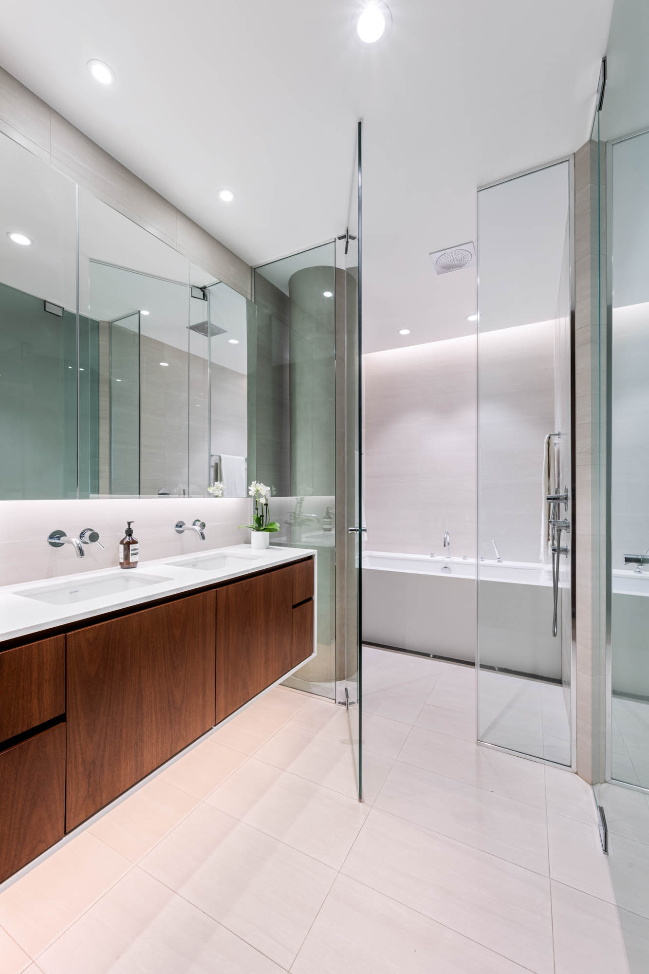 105 Fifth Avenue 7A