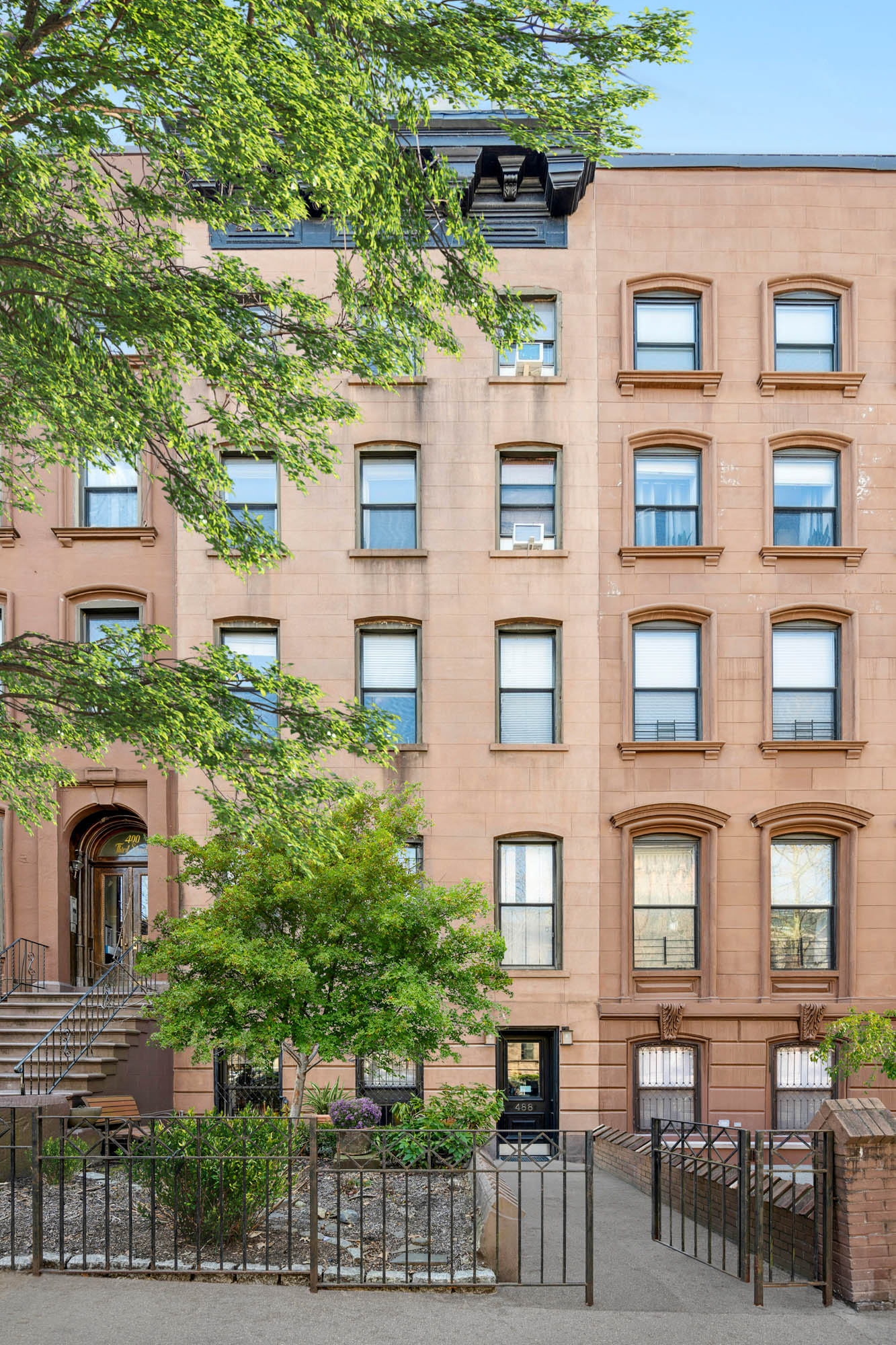 488 3rd Street 5A