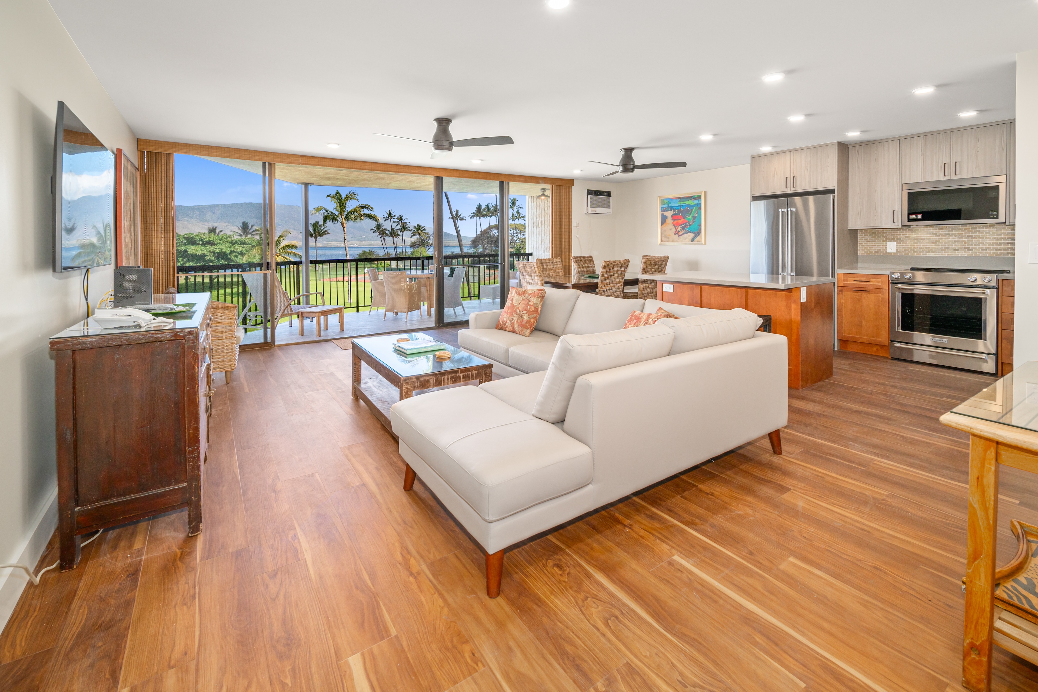 Maui Sunset 1032 S. Kihei Road, #B-323
