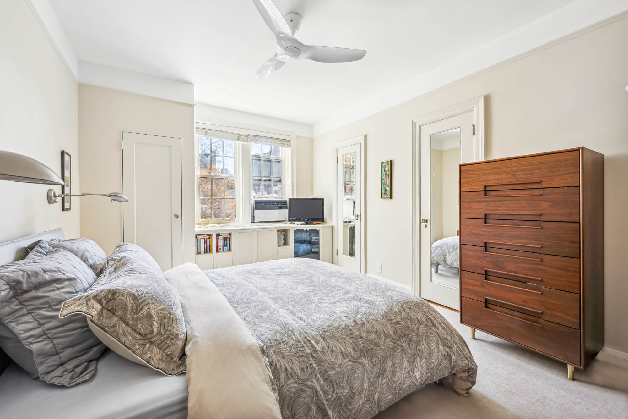 128 Willow Street 6B