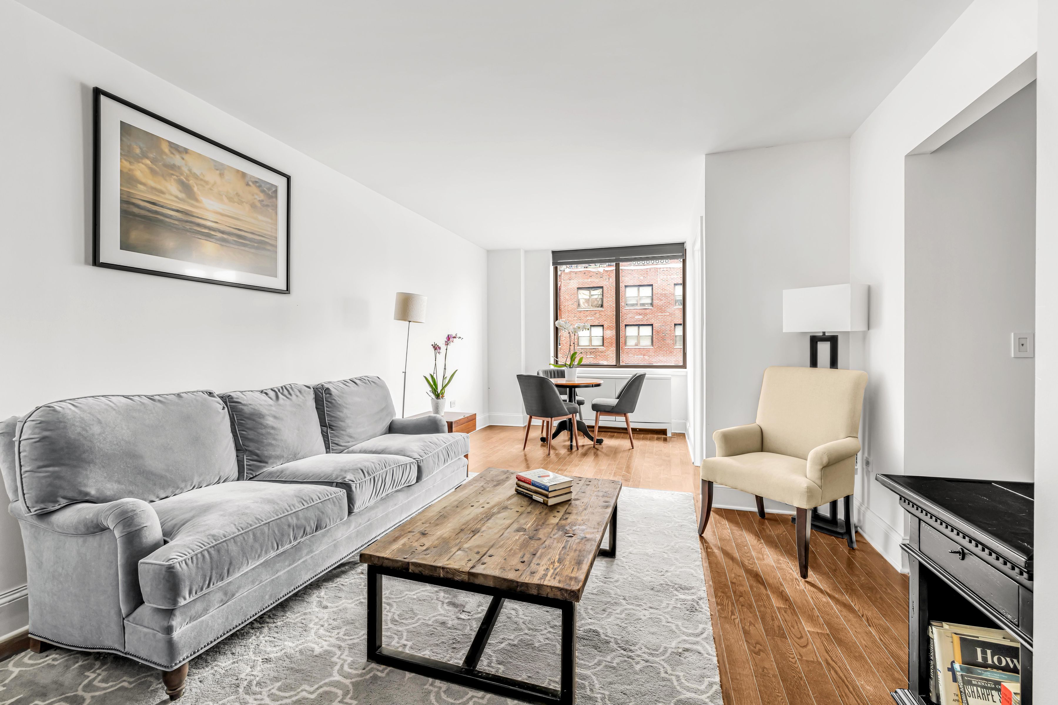 300 East 64th Street 17C