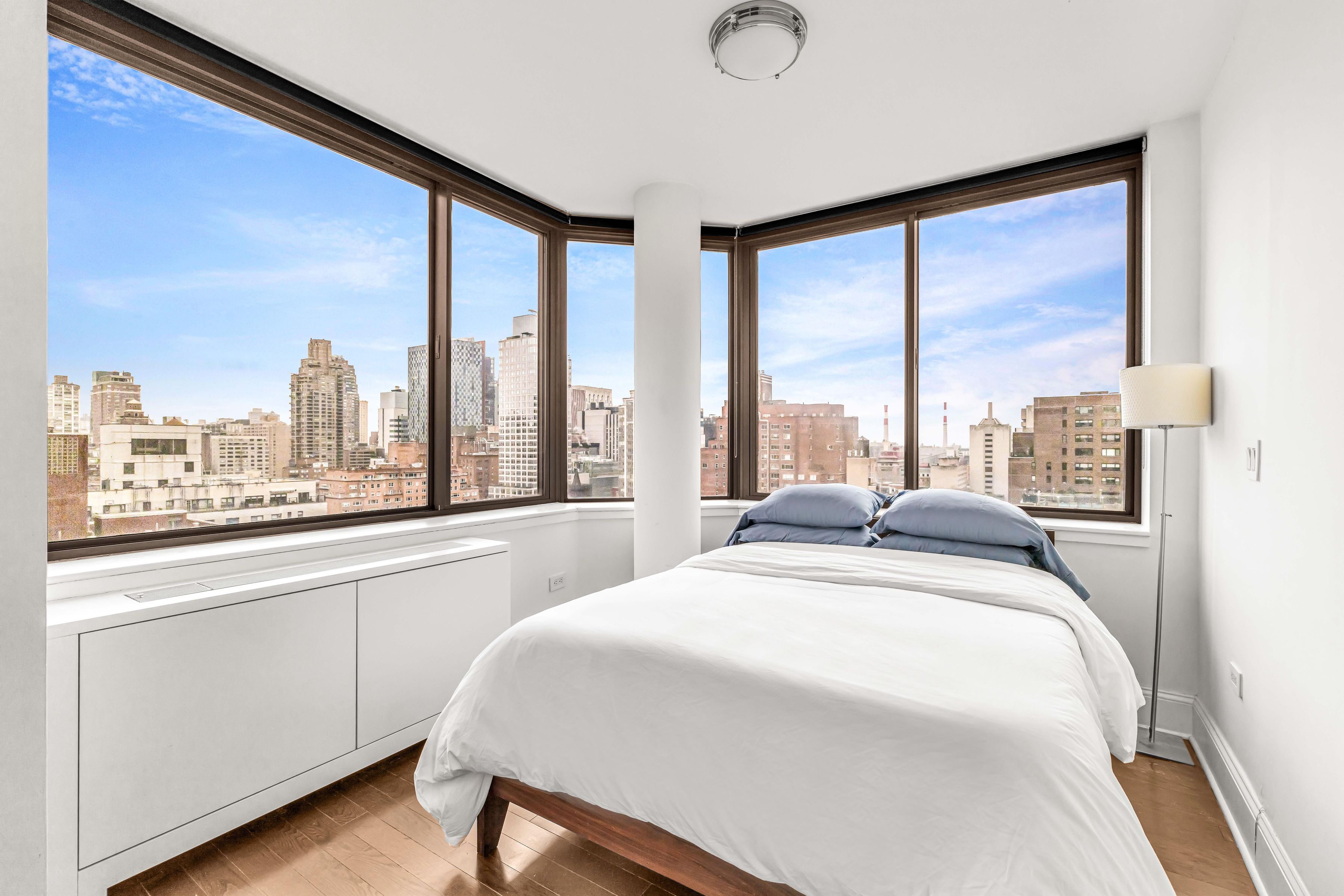 300 East 64th Street 17C
