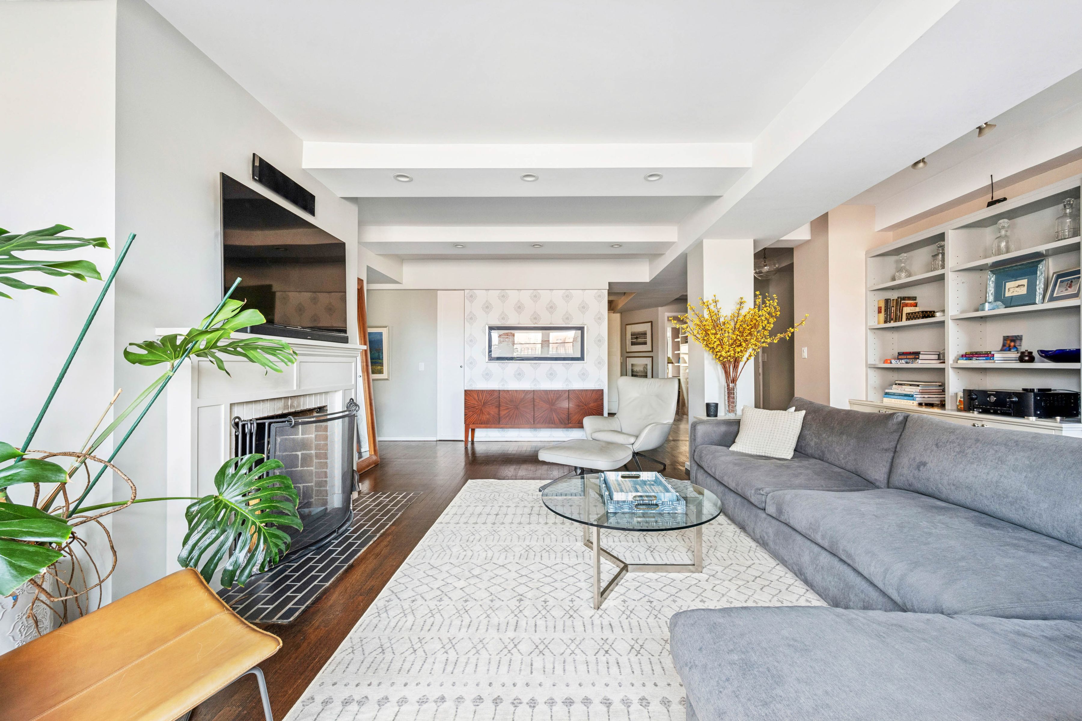 205 East 78th Street 18AB